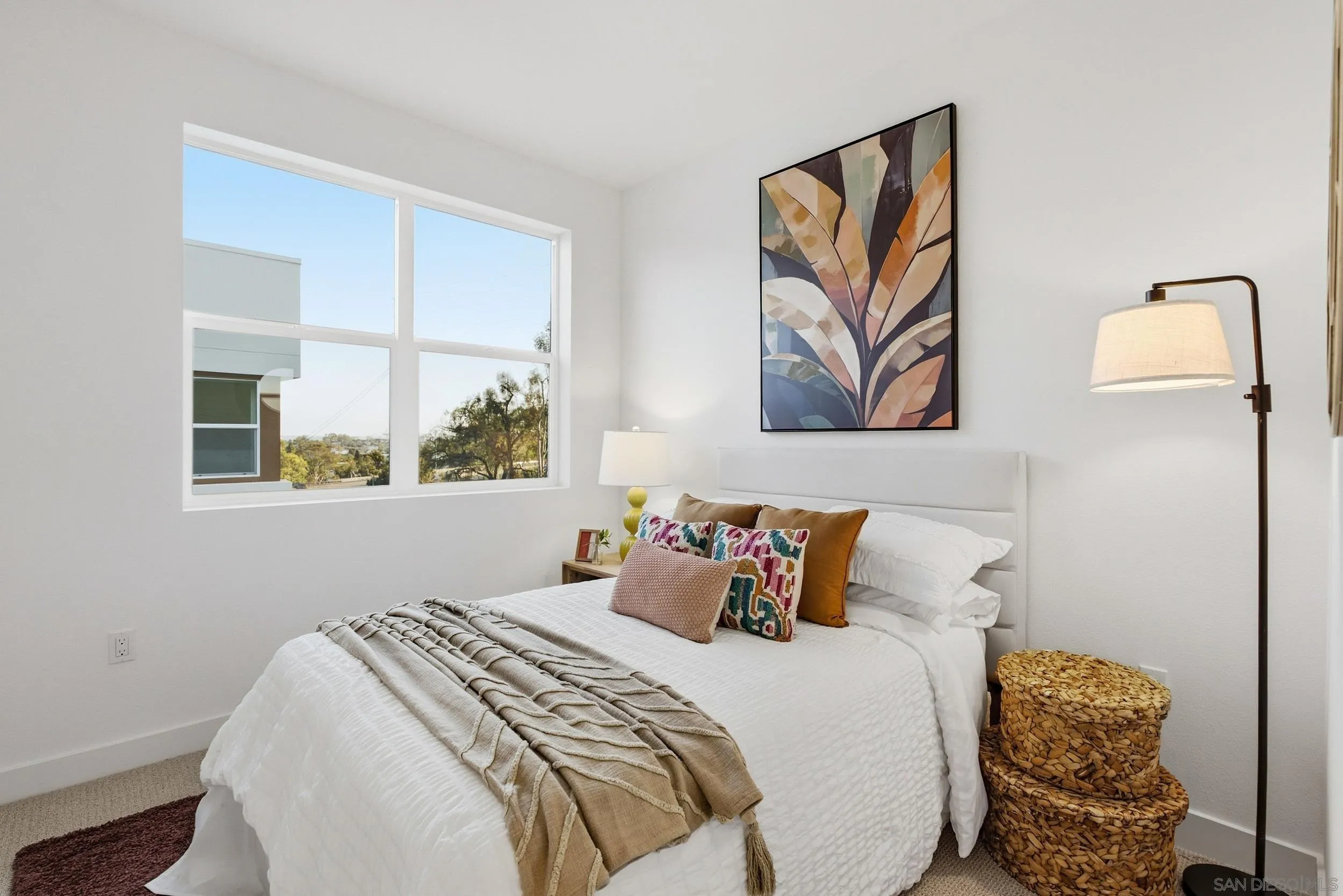 https://cdn.realtyfeed.com/cdn/127/260023363/ef5cc0953d0544135c964fe7b59d0429.webp
