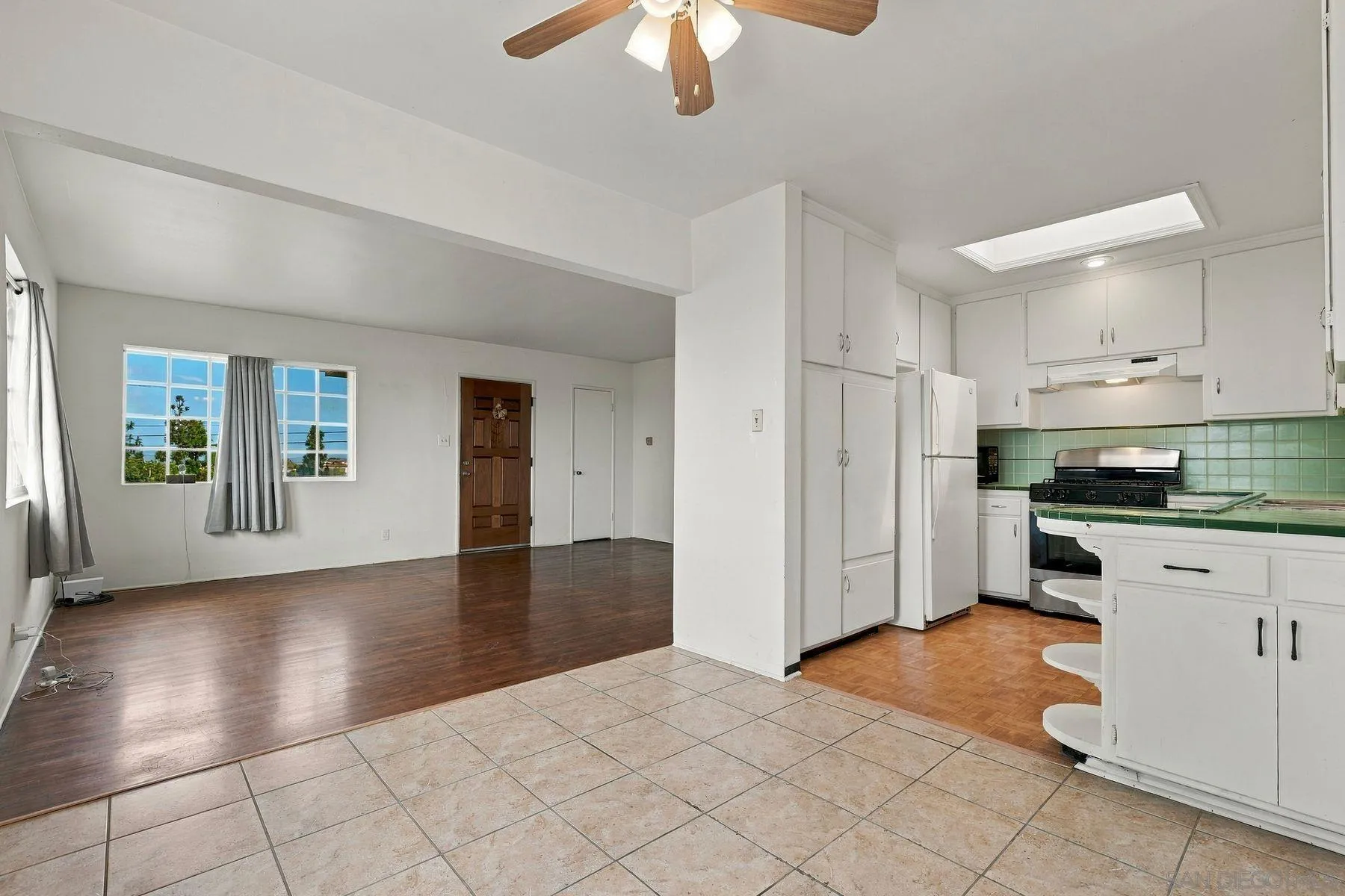 https://cdn.realtyfeed.com/cdn/127/260023364/276e6b66df96858d2125836fd493a9af.webp
