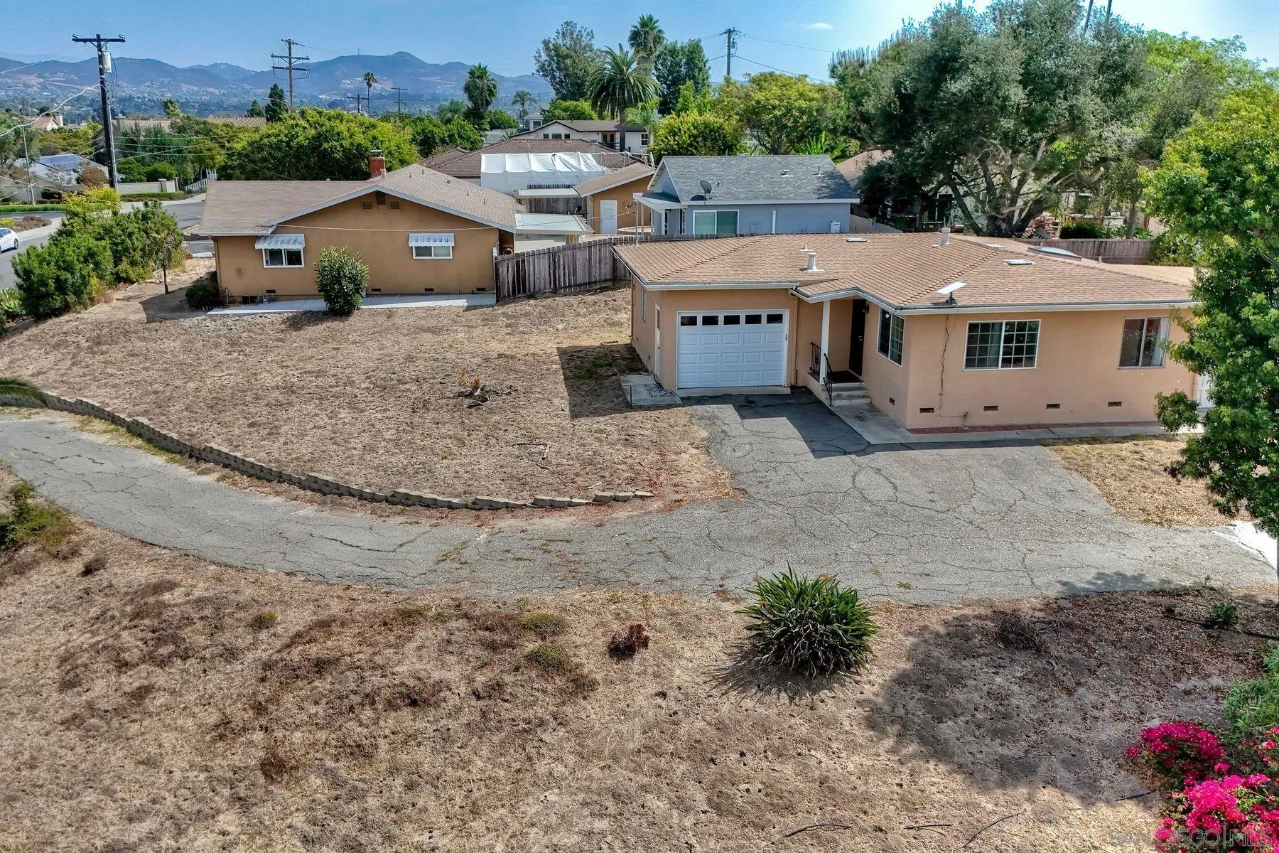 1128 Cielita Linda, Vista, CA 92083 - Photo 3 of 33, Vista, CA