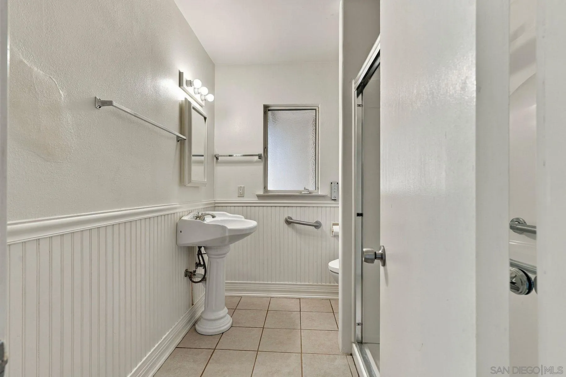 https://cdn.realtyfeed.com/cdn/127/260023364/54fcf416cb5d6693a23b13319611b9c3.webp