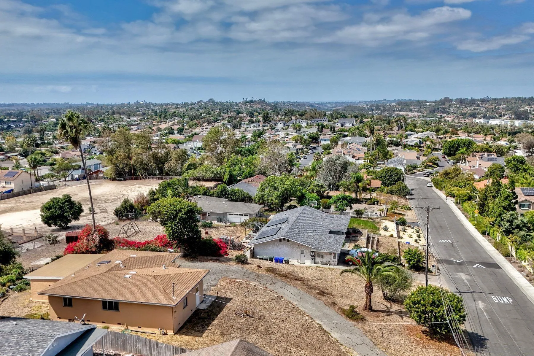 https://cdn.realtyfeed.com/cdn/127/260023364/a8b89f6eb923d8a15755cdb6249a041e.webp