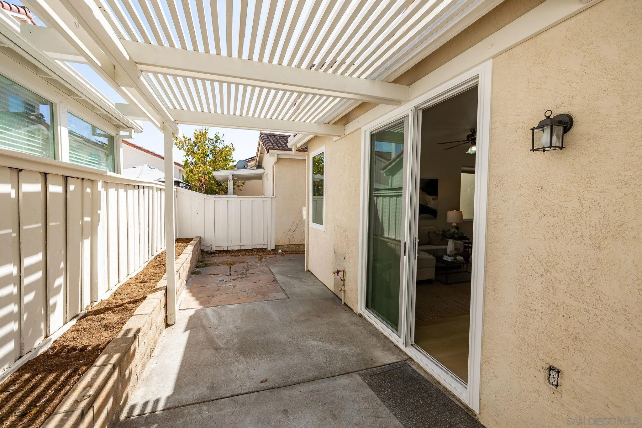 https://cdn.realtyfeed.com/cdn/127/260023367/d1c004b53f5ce43d48c25e195cb6e135.webp