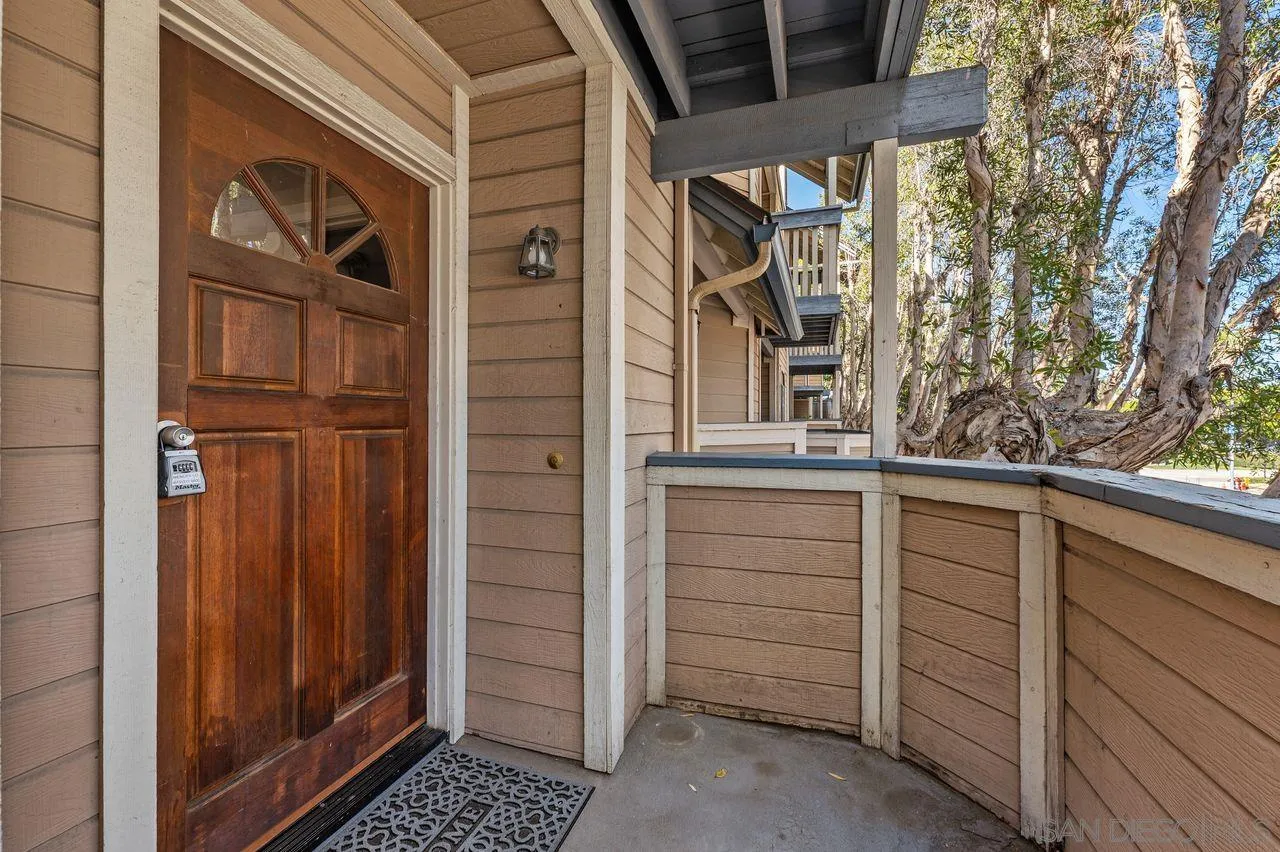 9250 Towne Centre Drive Unit 6, San Diego, CA 92121 - Main photo, San Diego, CA