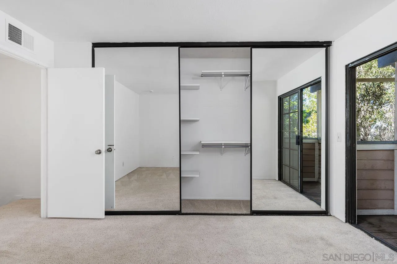 https://cdn.realtyfeed.com/cdn/127/260023368/146bb7f8fb9bea53ec7e913a338c68ef.webp