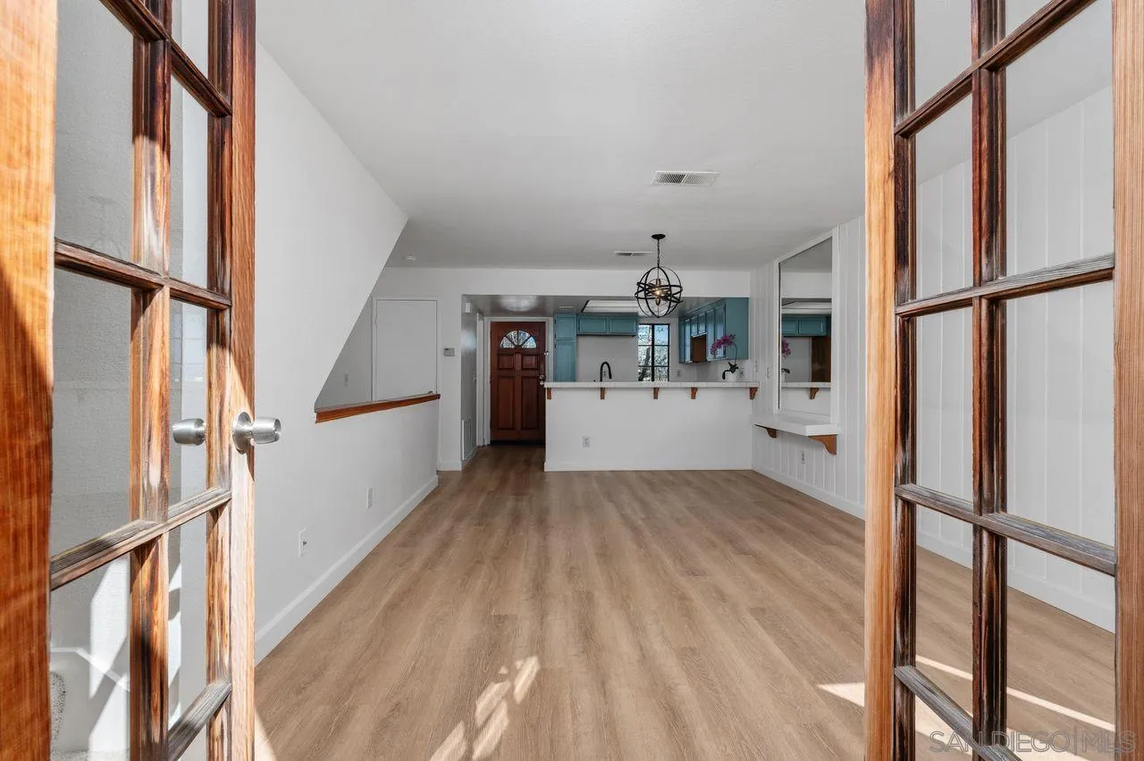https://cdn.realtyfeed.com/cdn/127/260023368/3e199275808253c3714f9ae9fea1fa53.webp