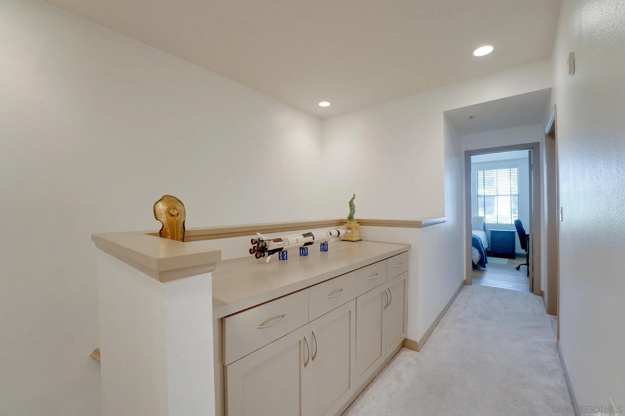 https://cdn.realtyfeed.com/cdn/127/260023370/1cb4da0fff22cf514fd0921e2d94a177.webp