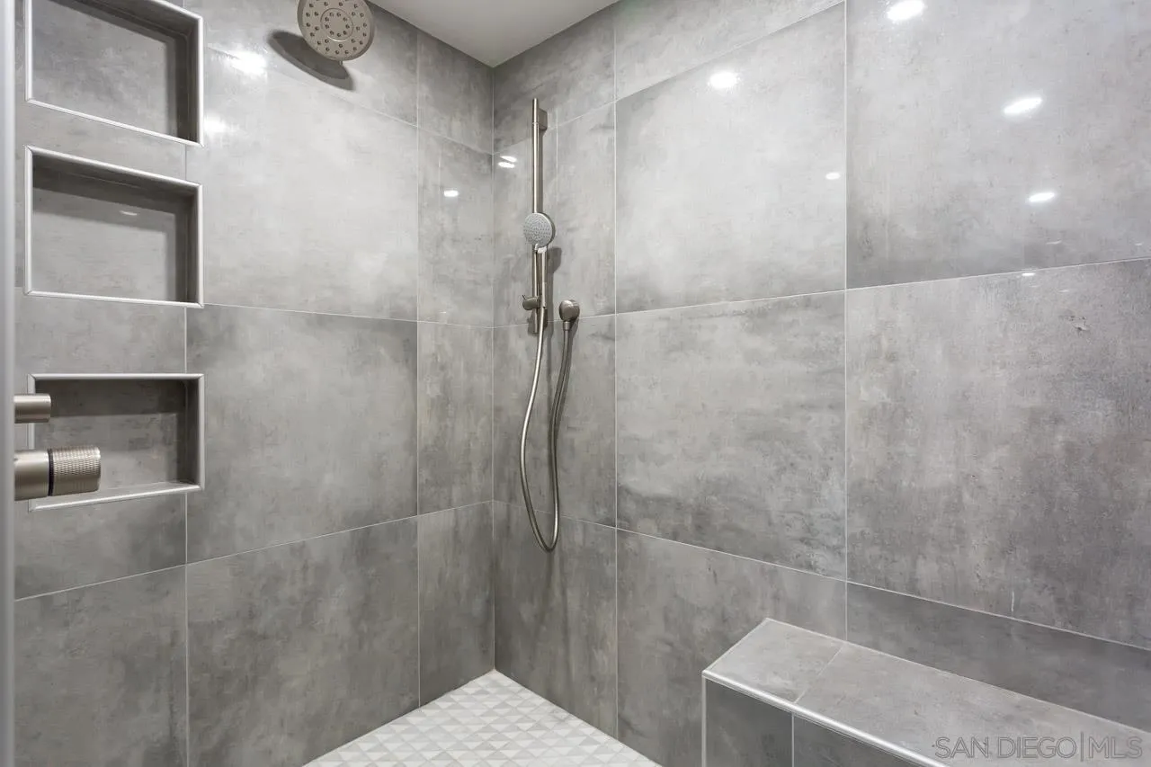 https://cdn.realtyfeed.com/cdn/127/260023376/5012bc9c31bd81d4600da51ae5806d2e.webp