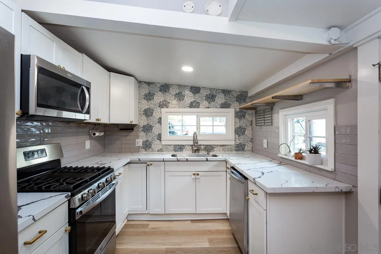 https://cdn.realtyfeed.com/cdn/127/260023376/a4e59e3884dfa2643da787bd2d8bf868.webp