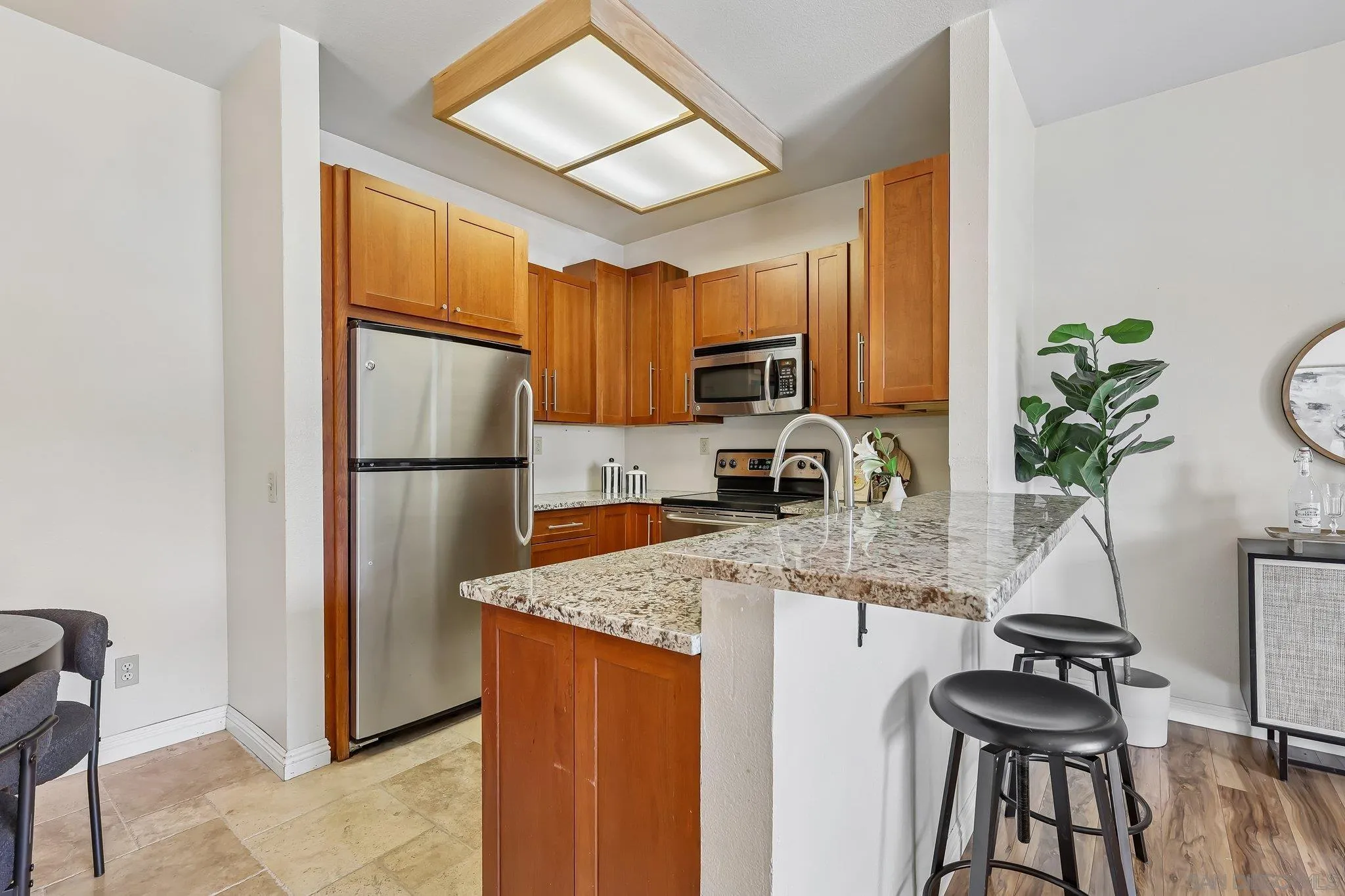 2020 Camino De La Reina #2302, San Diego, CA 92108, photo 7
