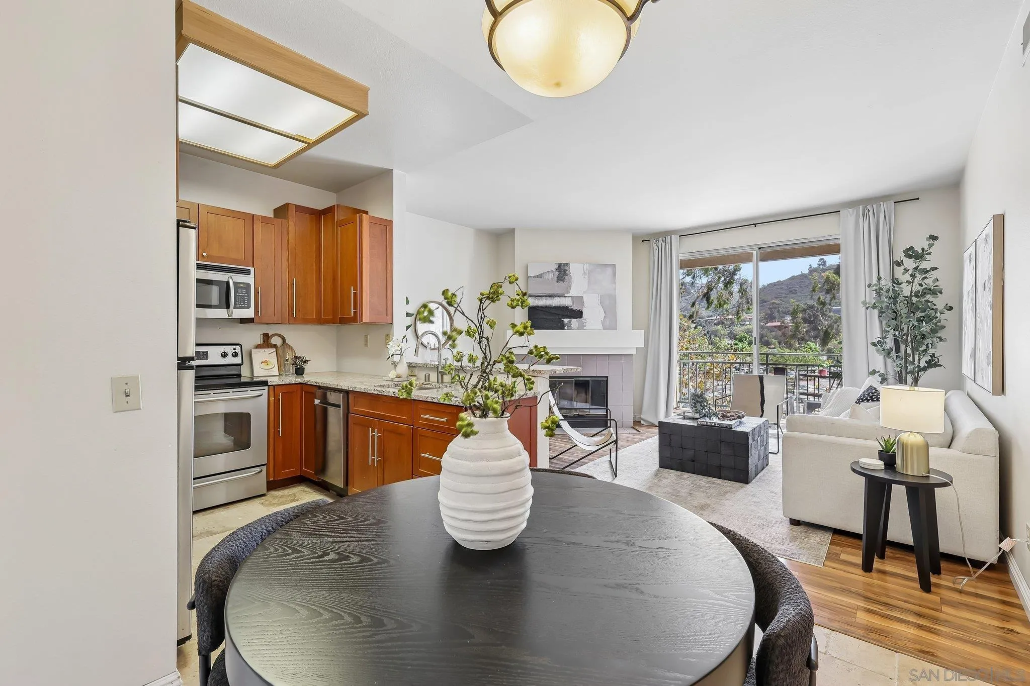 2020 Camino De La Reina #2302, San Diego, CA 92108, photo 13