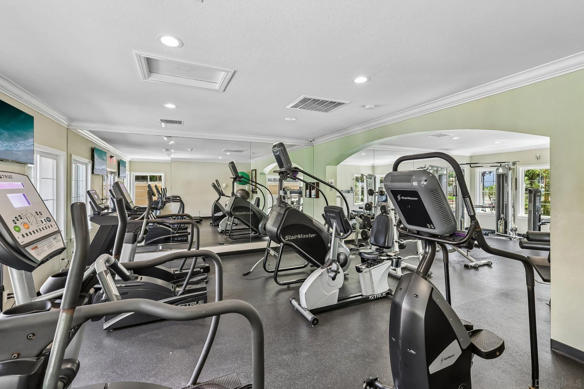 2020 Camino De La Reina #2302, San Diego, CA 92108, photo 41