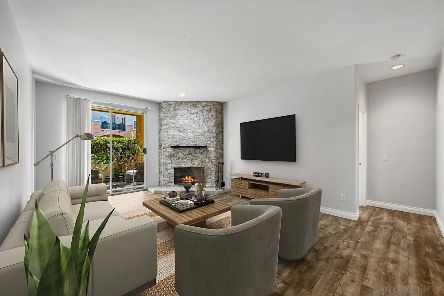 580 Camino De La Reina Unit 120, San Diego, CA 92108 - Main photo, San Diego, CA