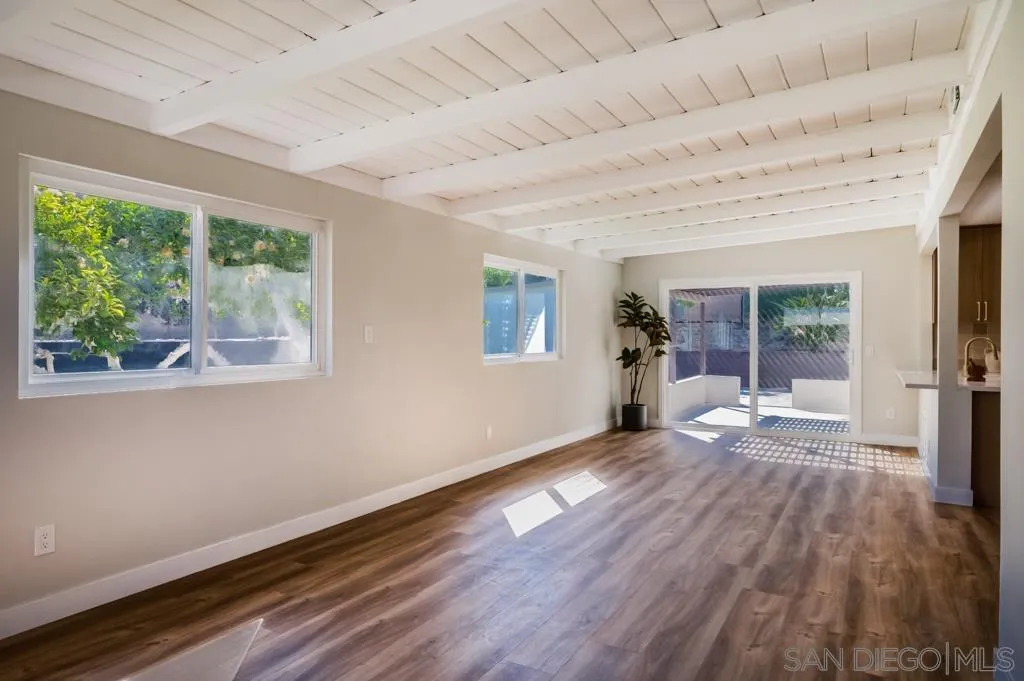 https://cdn.realtyfeed.com/cdn/127/260023382/1ca2a4aaa913f2a585d9e64eb15c7246.webp