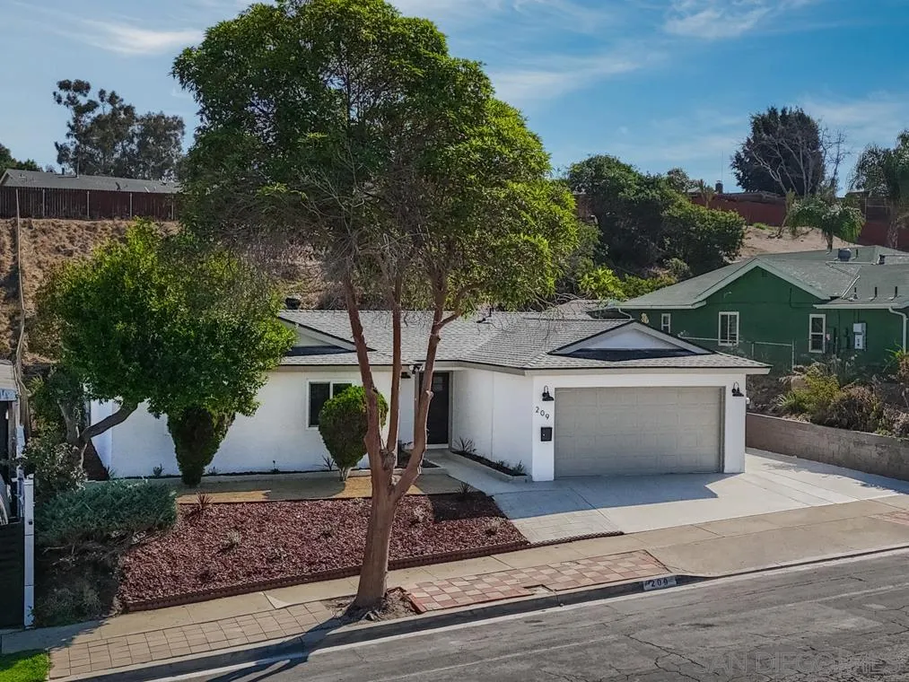 209 Meadowbrook Dr, San Diego, CA 92114 - Photo 3 of 39, San Diego, CA