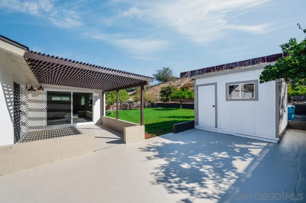 https://cdn.realtyfeed.com/cdn/127/260023382/42f633a5794ad86c7250d58cf7dc4a14.webp