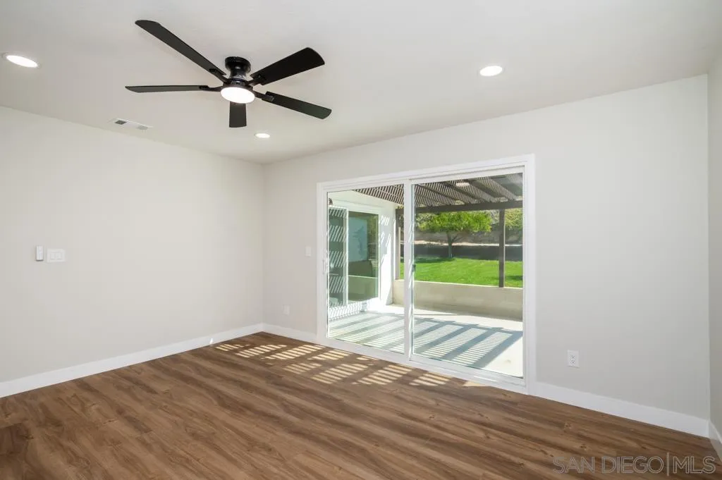 https://cdn.realtyfeed.com/cdn/127/260023382/4ac016887a89d21593f57c45e69dc3e4.webp