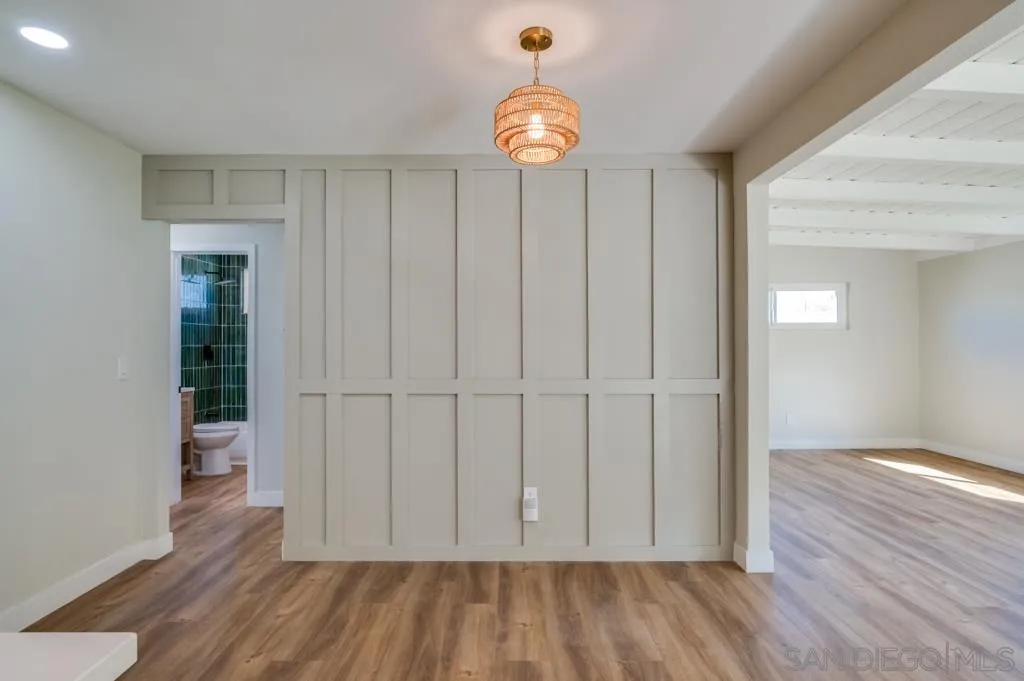 https://cdn.realtyfeed.com/cdn/127/260023382/730d69aaa7f5f2a2d5ea0ae72b70c9a7.webp