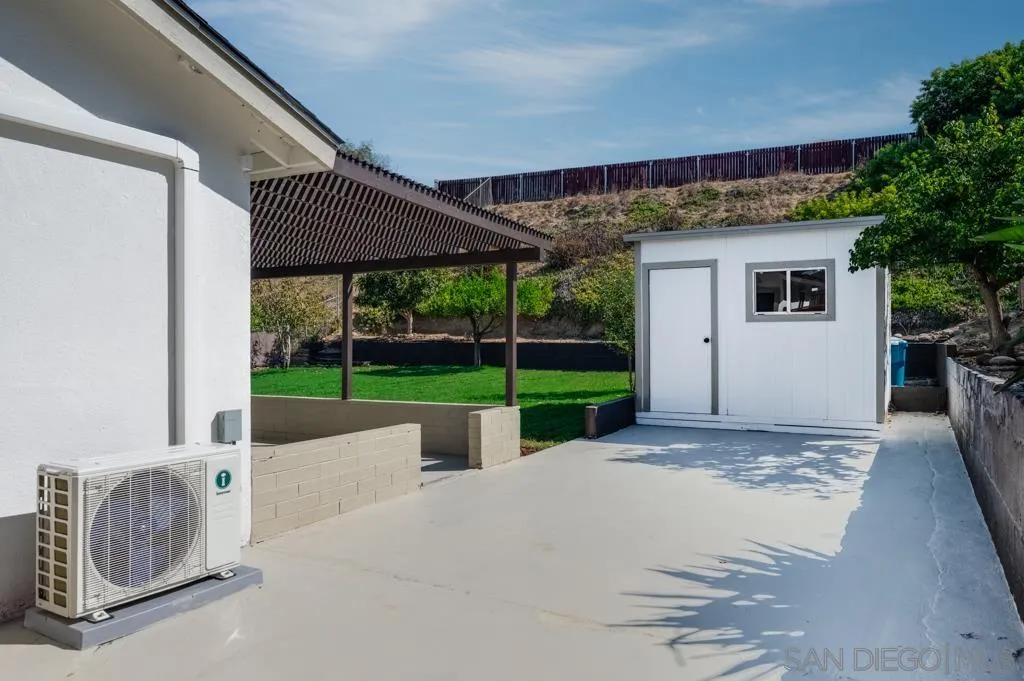 https://cdn.realtyfeed.com/cdn/127/260023382/95e903322f0ed946bbe713af01c102f6.webp