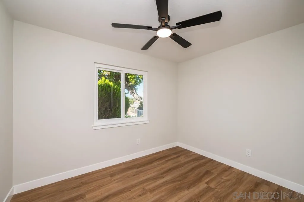 https://cdn.realtyfeed.com/cdn/127/260023382/b1b30a37dc804d41bb34c9e4441863d5.webp