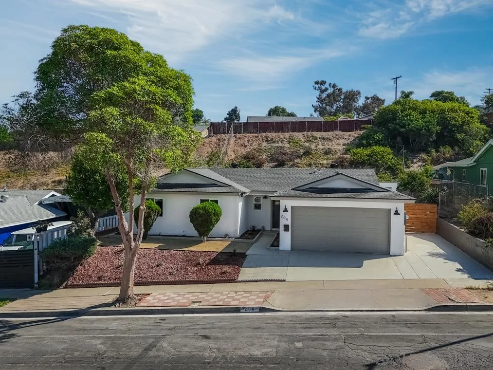 209 Meadowbrook Dr, San Diego, CA 92114 - Photo 2 of 39, San Diego, CA
