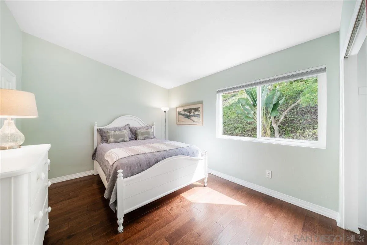 https://cdn.realtyfeed.com/cdn/127/260023383/2b062c57608fdc8a6db9485dab3880c9.webp