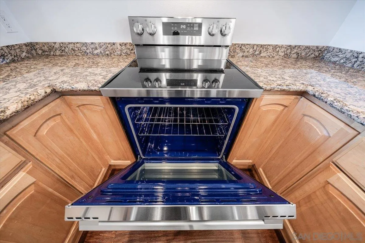 https://cdn.realtyfeed.com/cdn/127/260023383/5f15103b1c88d054f78b63a2785a9da5.webp
