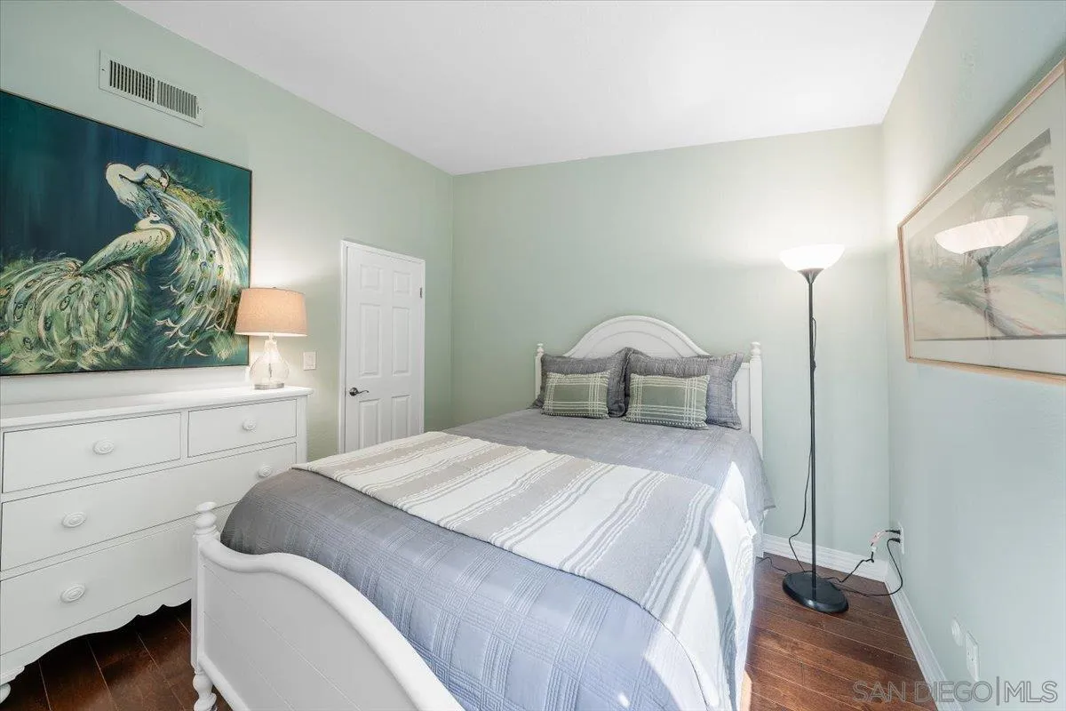 https://cdn.realtyfeed.com/cdn/127/260023383/91ee93f892cd33584dc25ec9b38c78fe.webp
