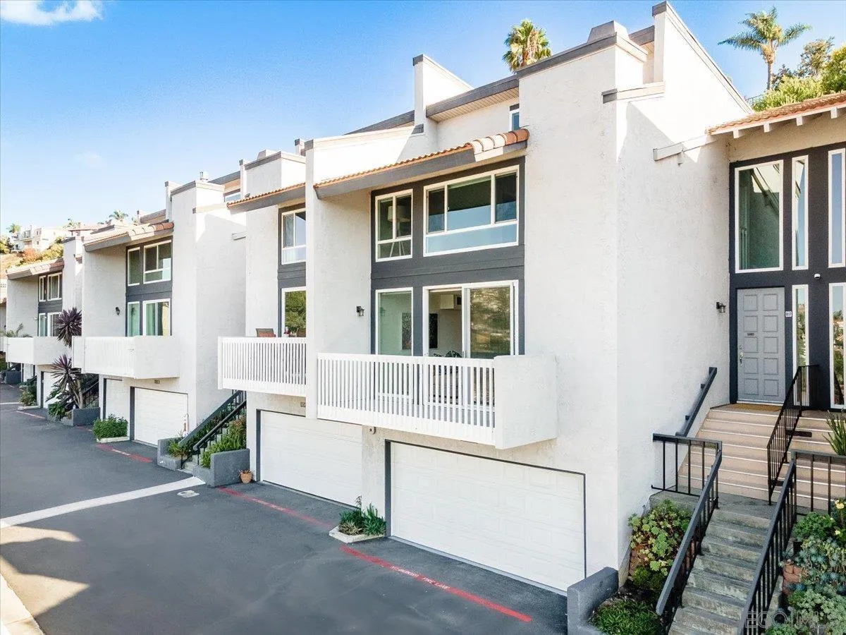 https://cdn.realtyfeed.com/cdn/127/260023383/d8a9ba6ca4cd24d5490f910fd483a022.webp