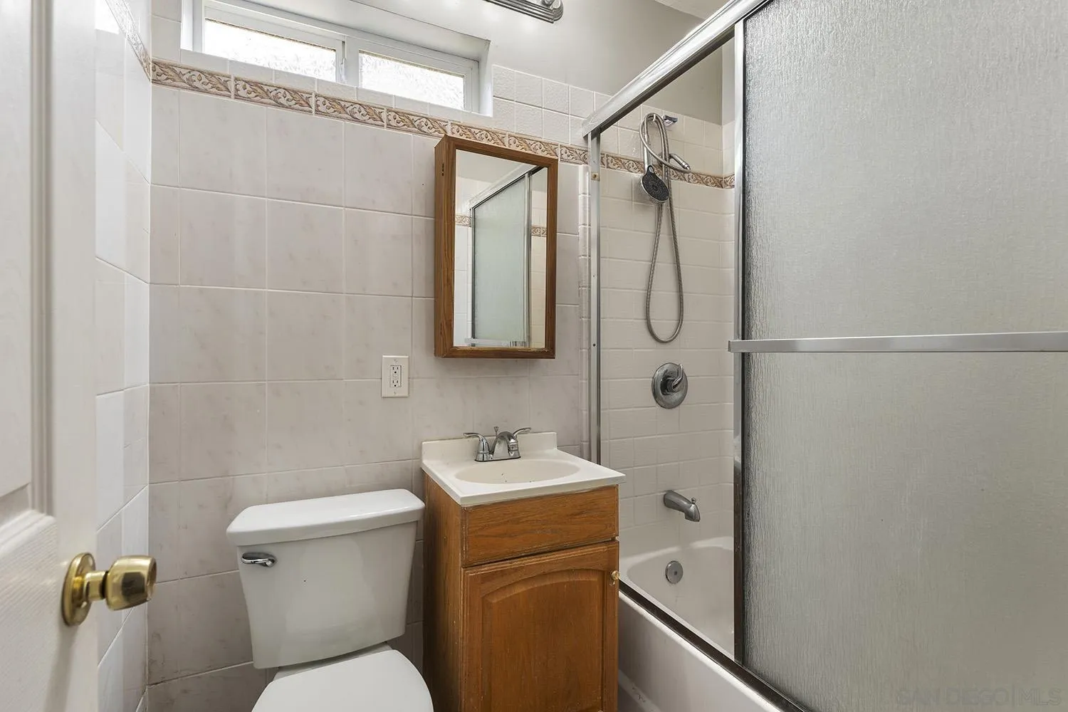 https://cdn.realtyfeed.com/cdn/127/260023385/78082f7ed48fc4ff9abc7ec5d2f51005.webp