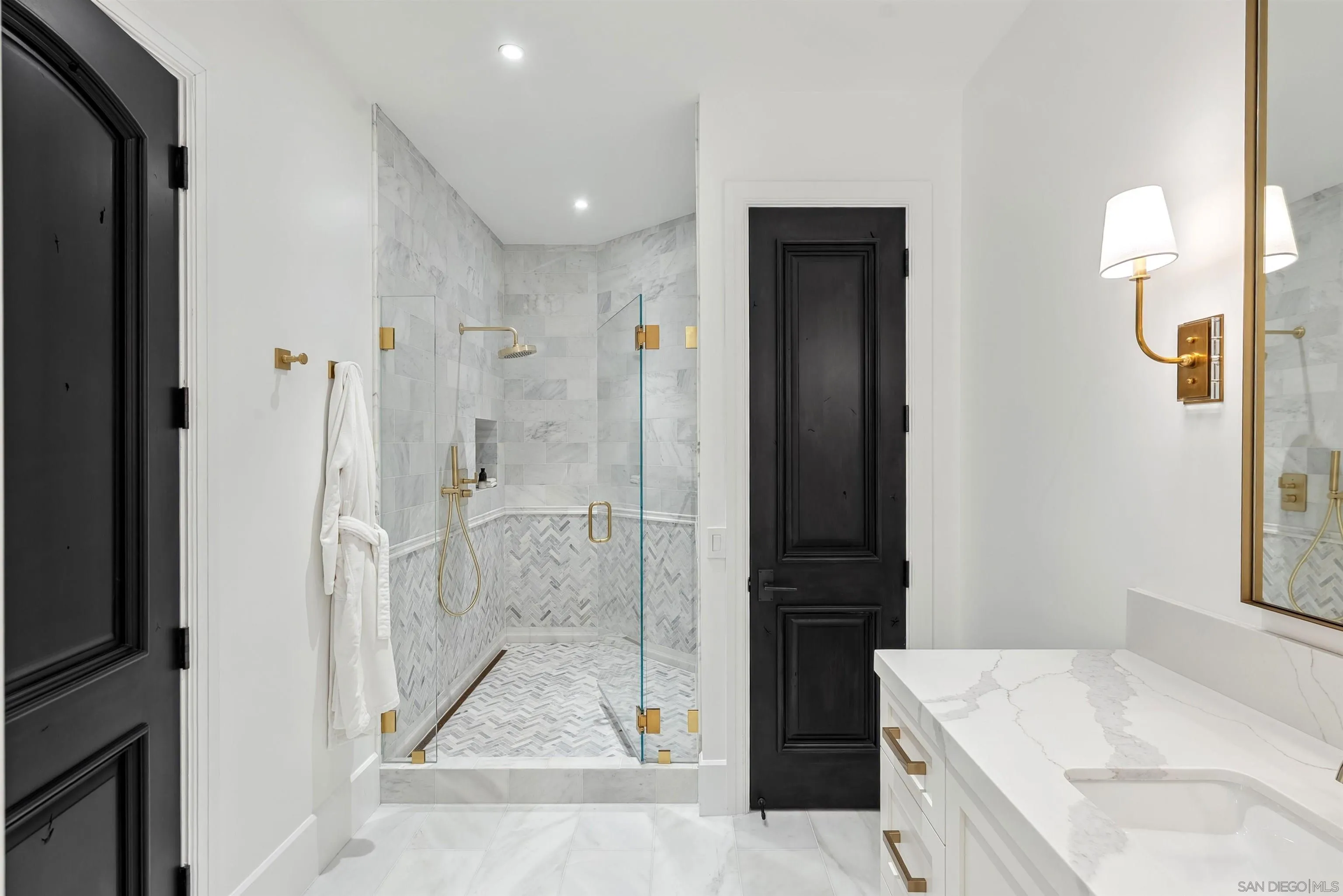 https://cdn.realtyfeed.com/cdn/127/260023387/4431062f4935c35549568ceede6efbc2.webp