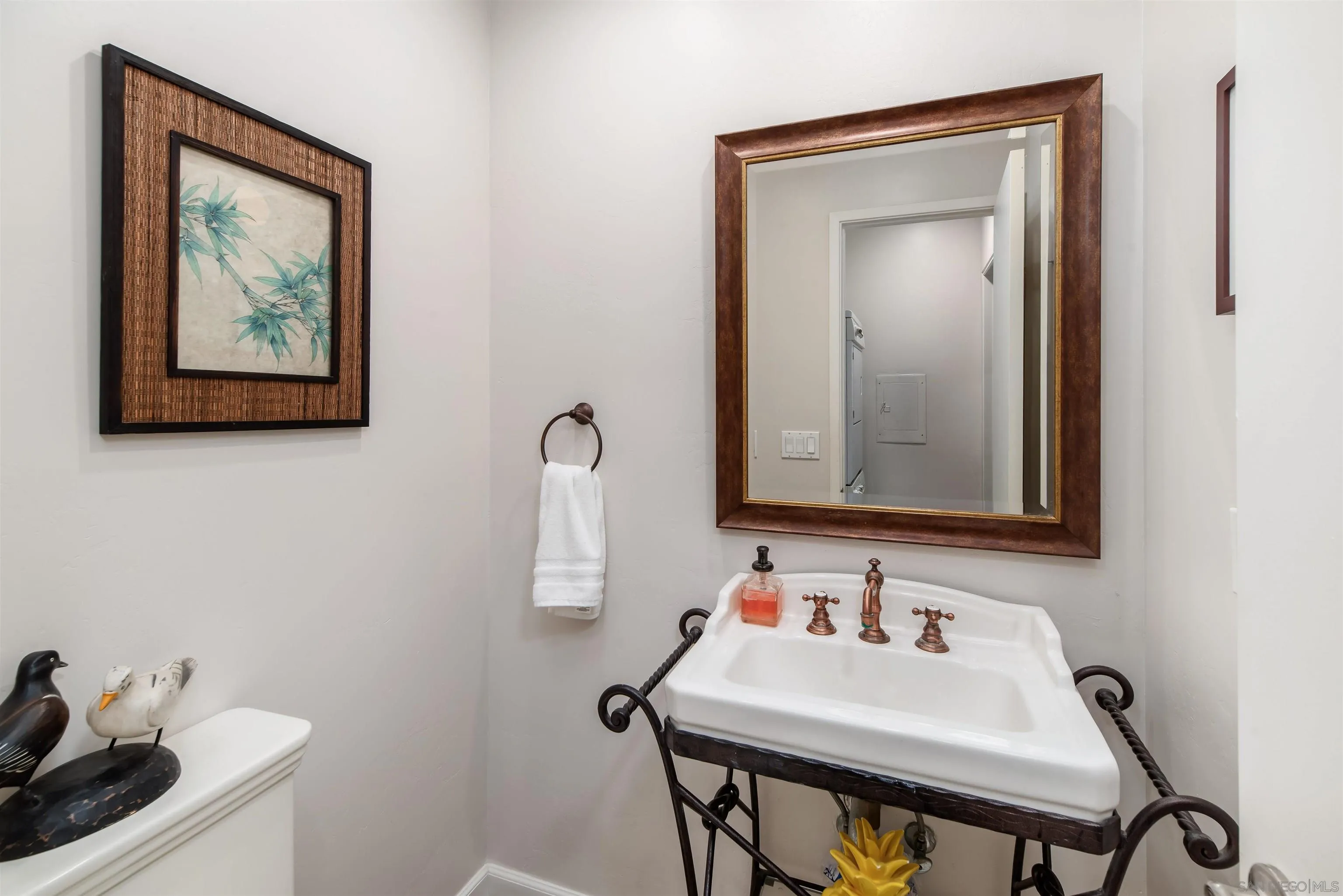 https://cdn.realtyfeed.com/cdn/127/260023394/30890706046077dfd60457127f531790.webp
