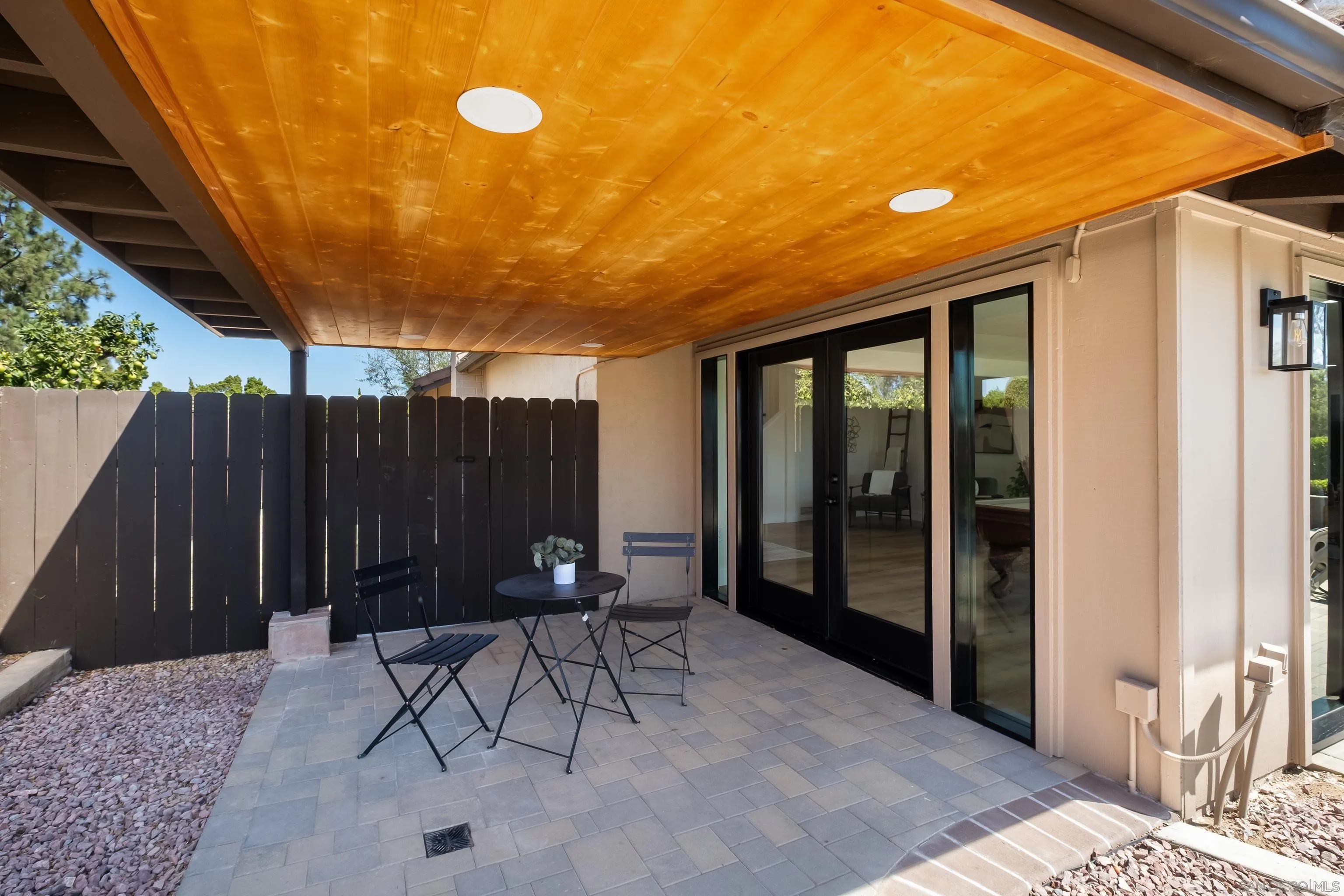 https://cdn.realtyfeed.com/cdn/127/260023395/7e5c23b0cada77cd9943a0681191d213.webp