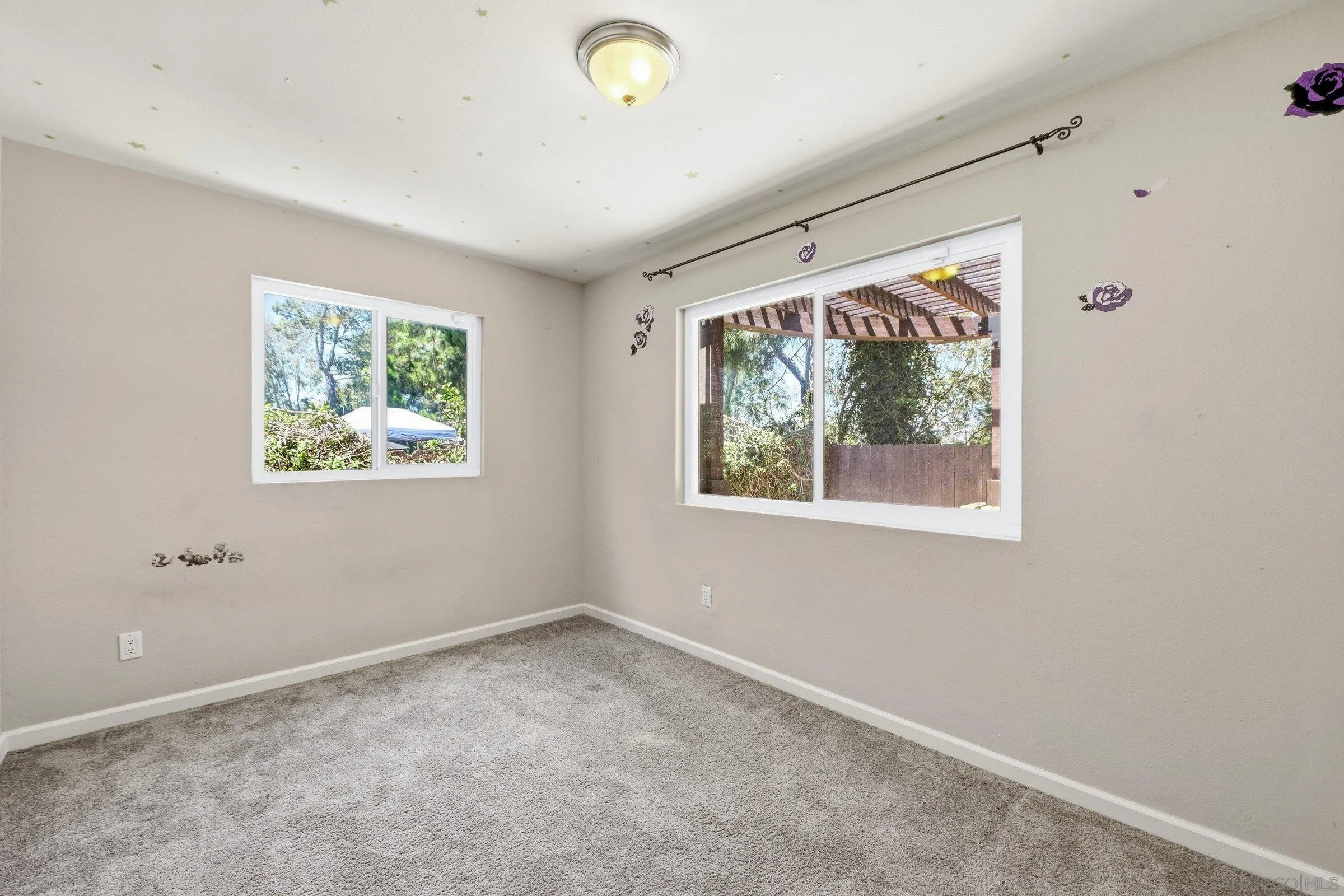 https://cdn.realtyfeed.com/cdn/127/260023396/7929882eae77473e6eff0f2c636d6346.webp
