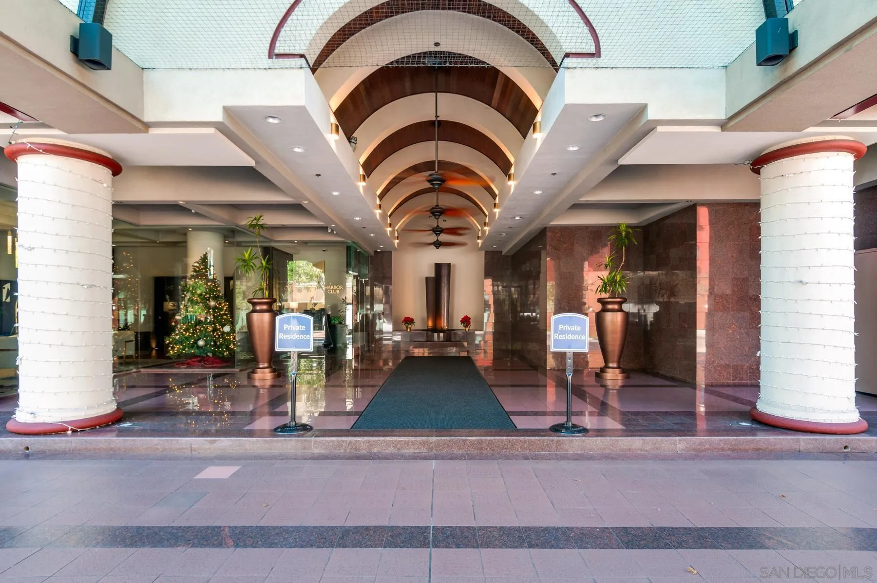 Photo #2: 2600234 Listing: Photo #2