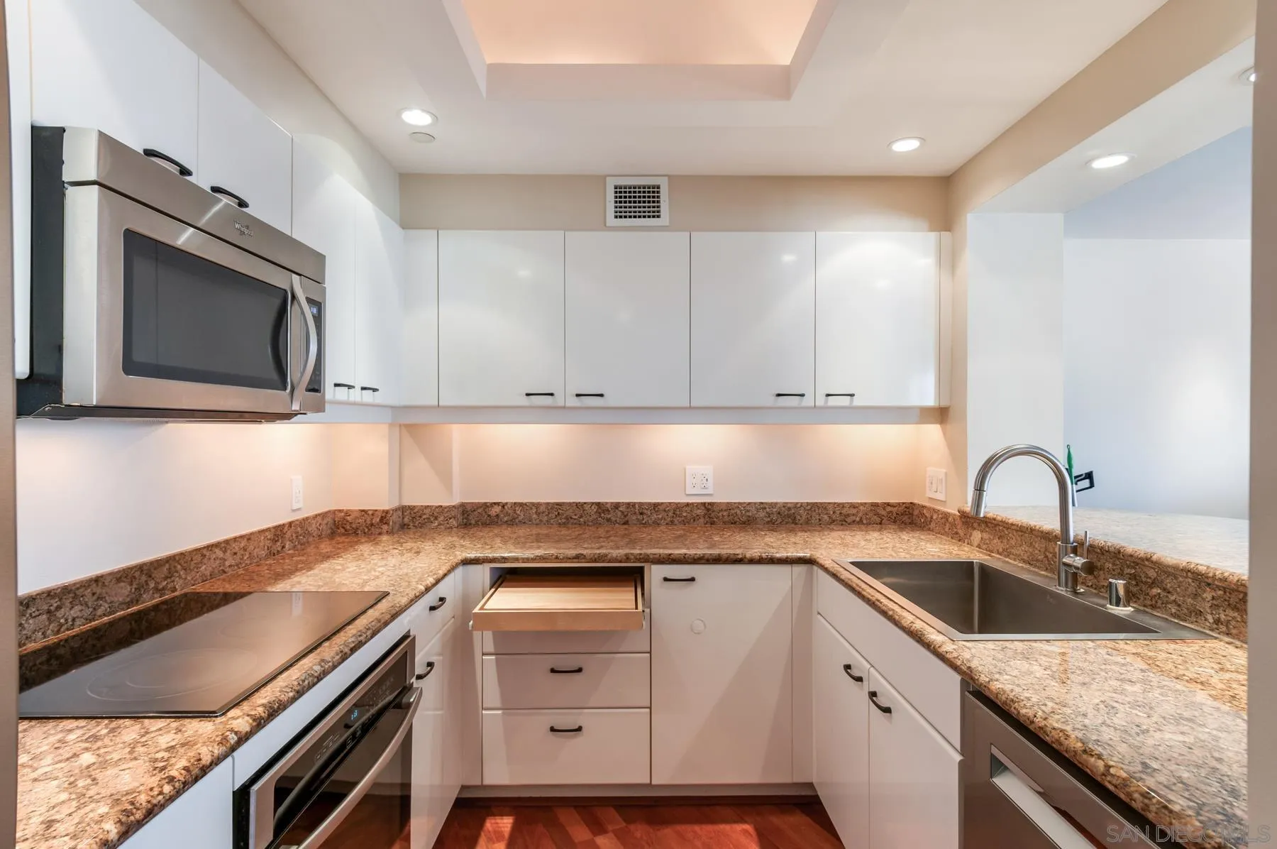 Photo #21: 2600234 Listing: Photo #21