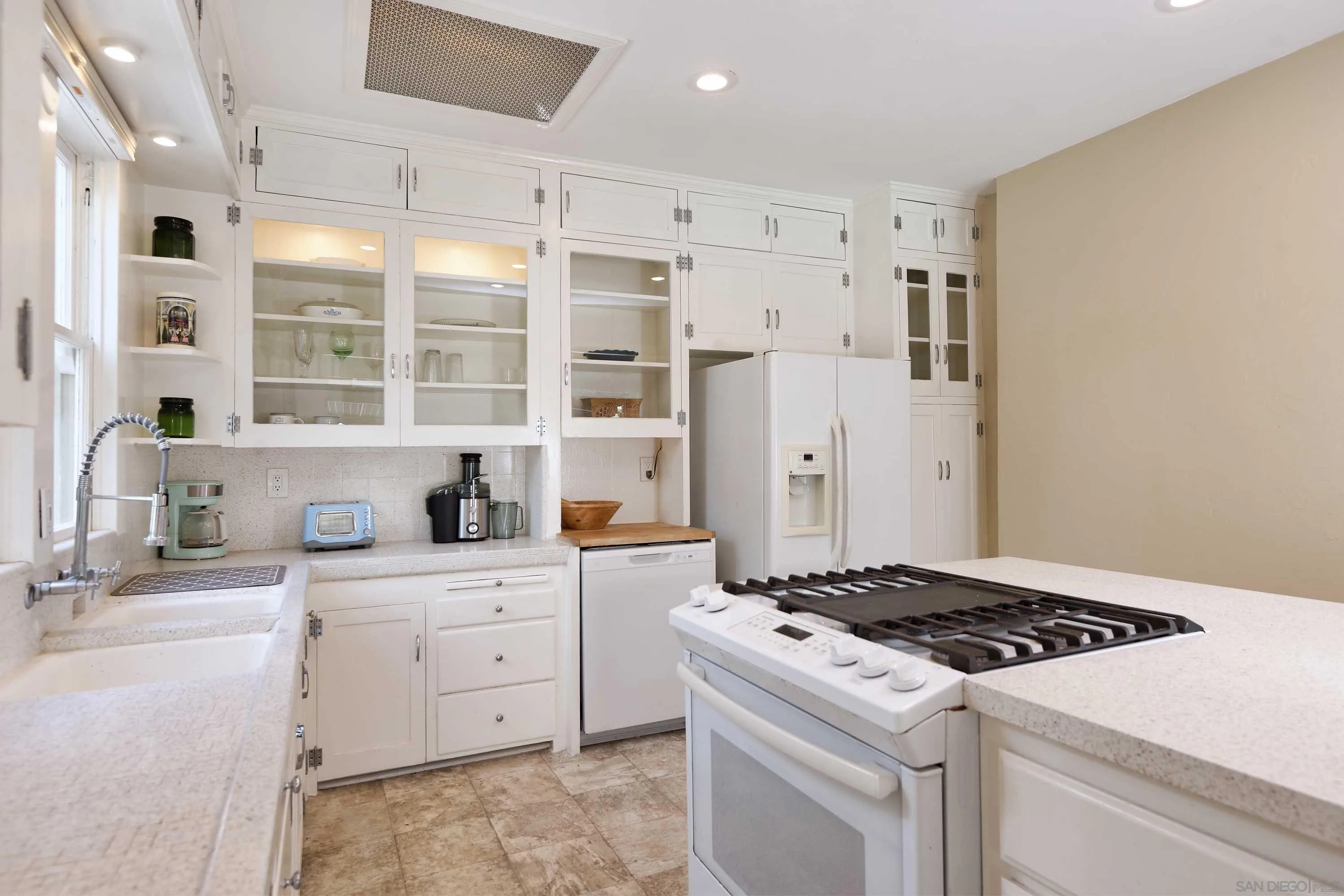 https://cdn.realtyfeed.com/cdn/127/260023400/3d341782927277b4c2556af847a18b9b.webp