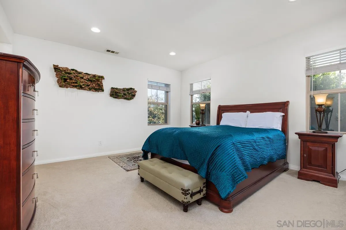 https://cdn.realtyfeed.com/cdn/127/260023402/377e528fea5cf14817b00ccc4f23c491.webp
