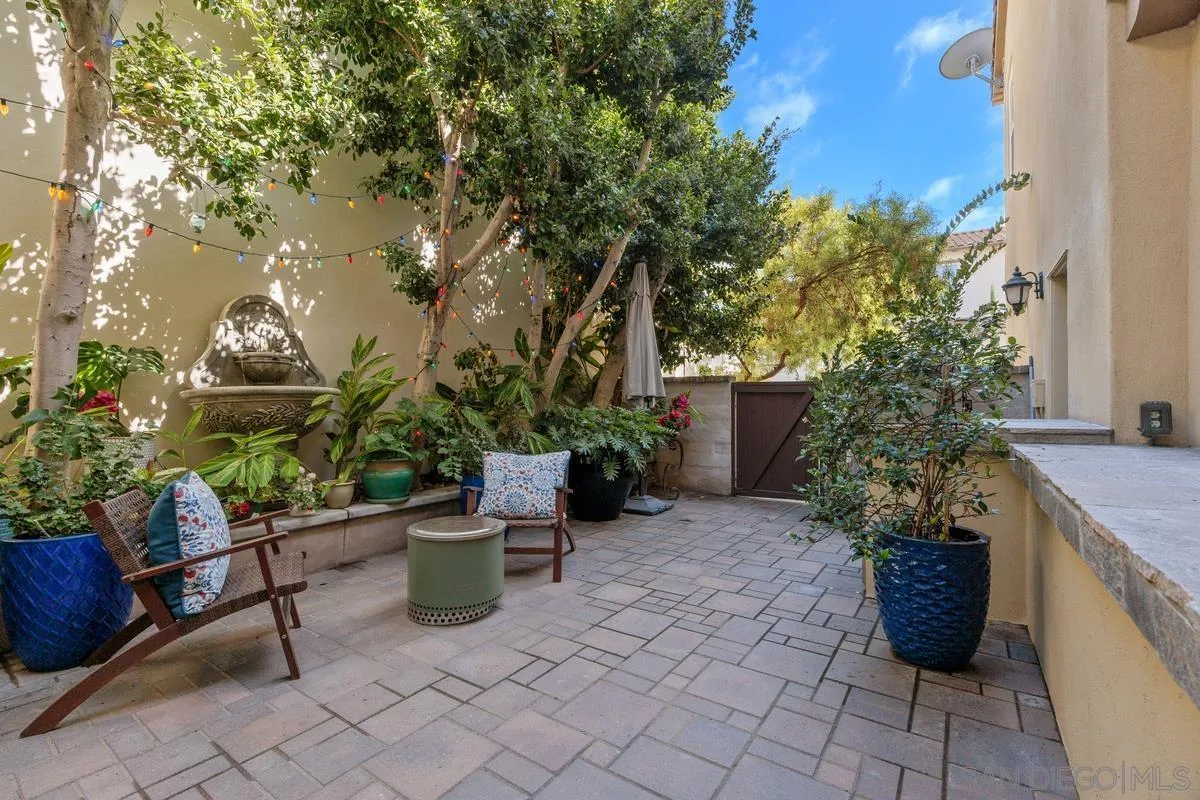 https://cdn.realtyfeed.com/cdn/127/260023402/4ff89ac6ff65bf2e4fda08d574cec257.webp