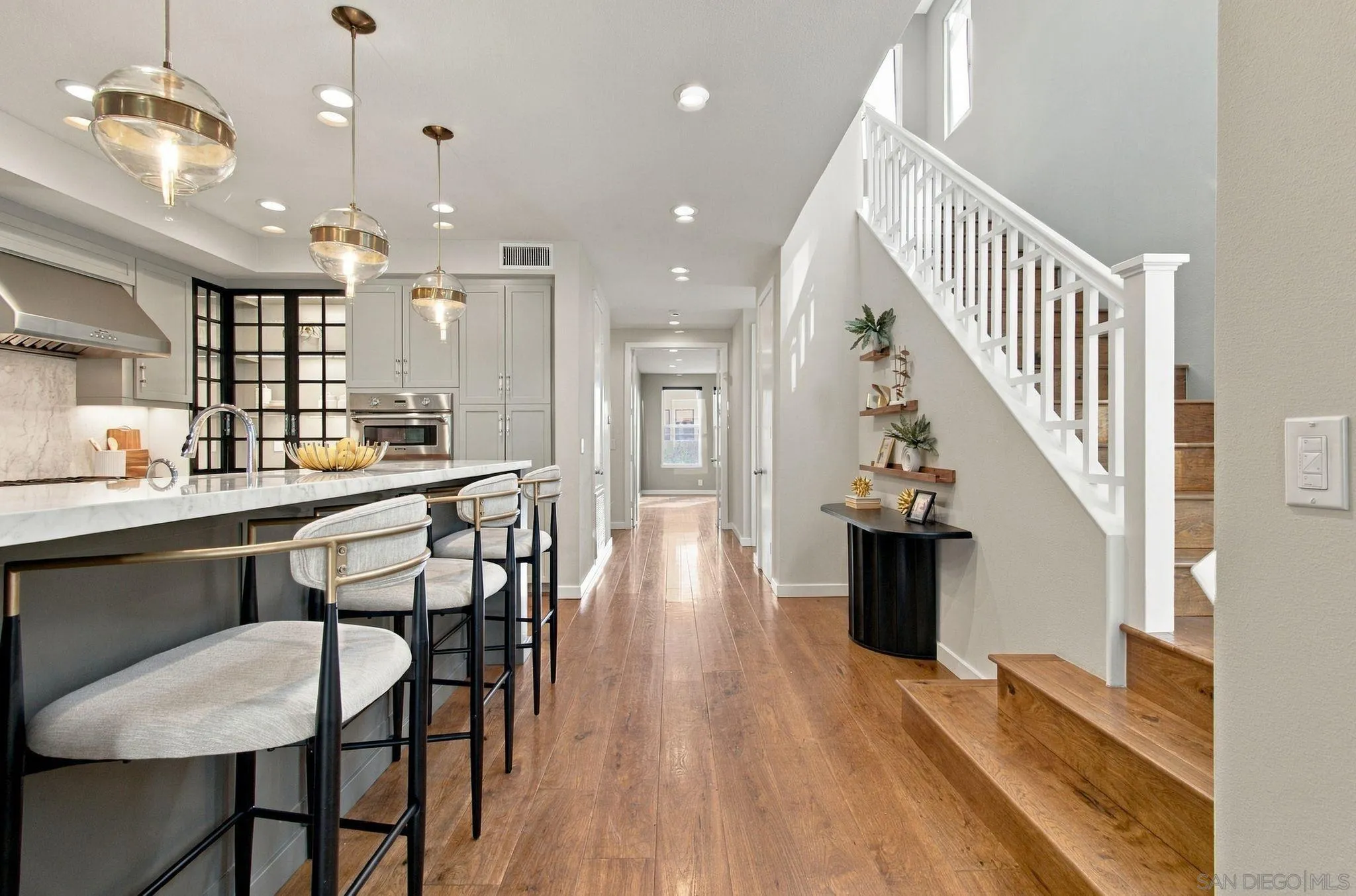 https://cdn.realtyfeed.com/cdn/127/260023403/0bfc95073b4d06379ae638518b0a1e88.webp