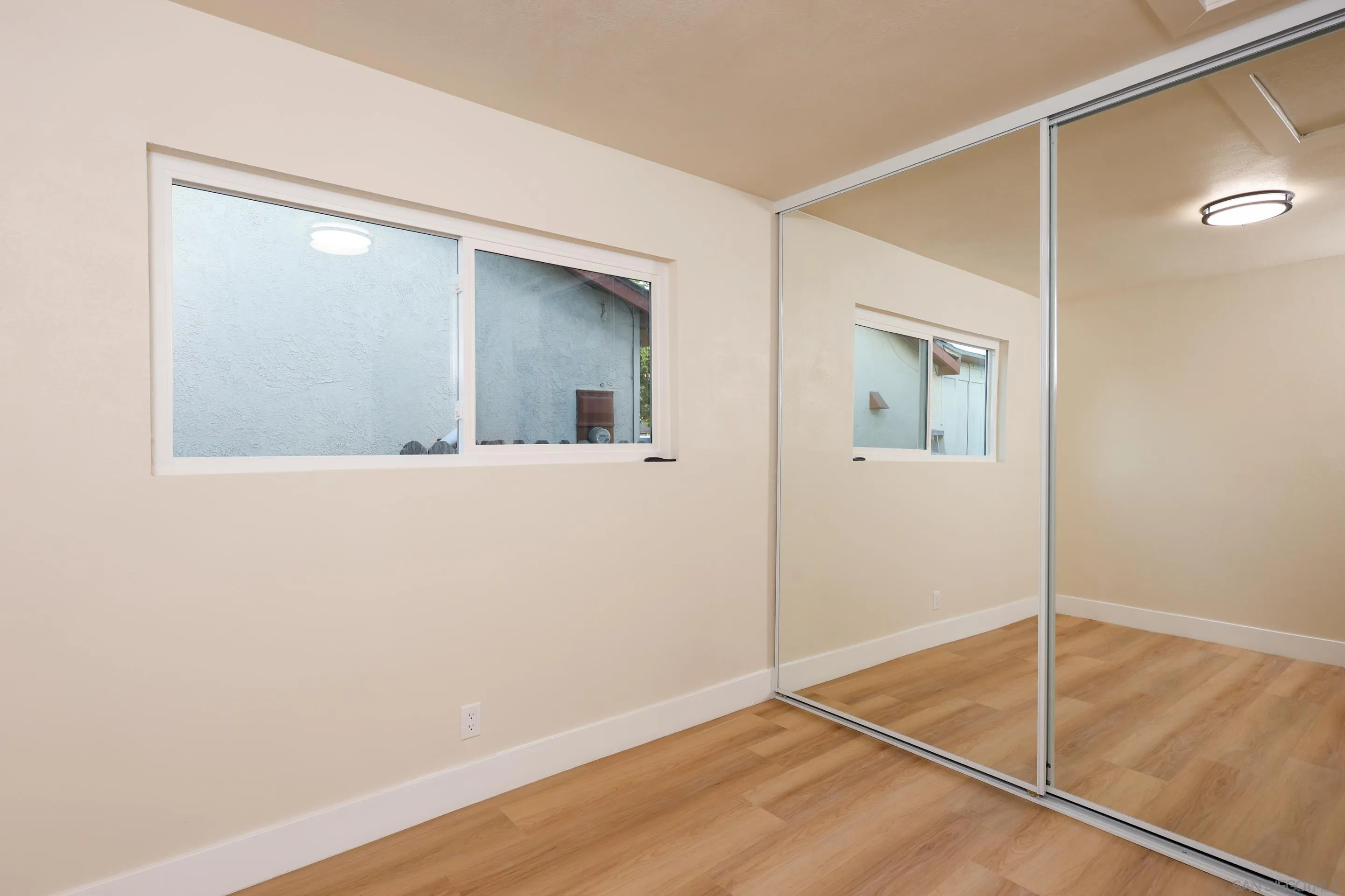 https://cdn.realtyfeed.com/cdn/127/260023406/666e381840d9b94ed11d19f15c4e93bf.webp