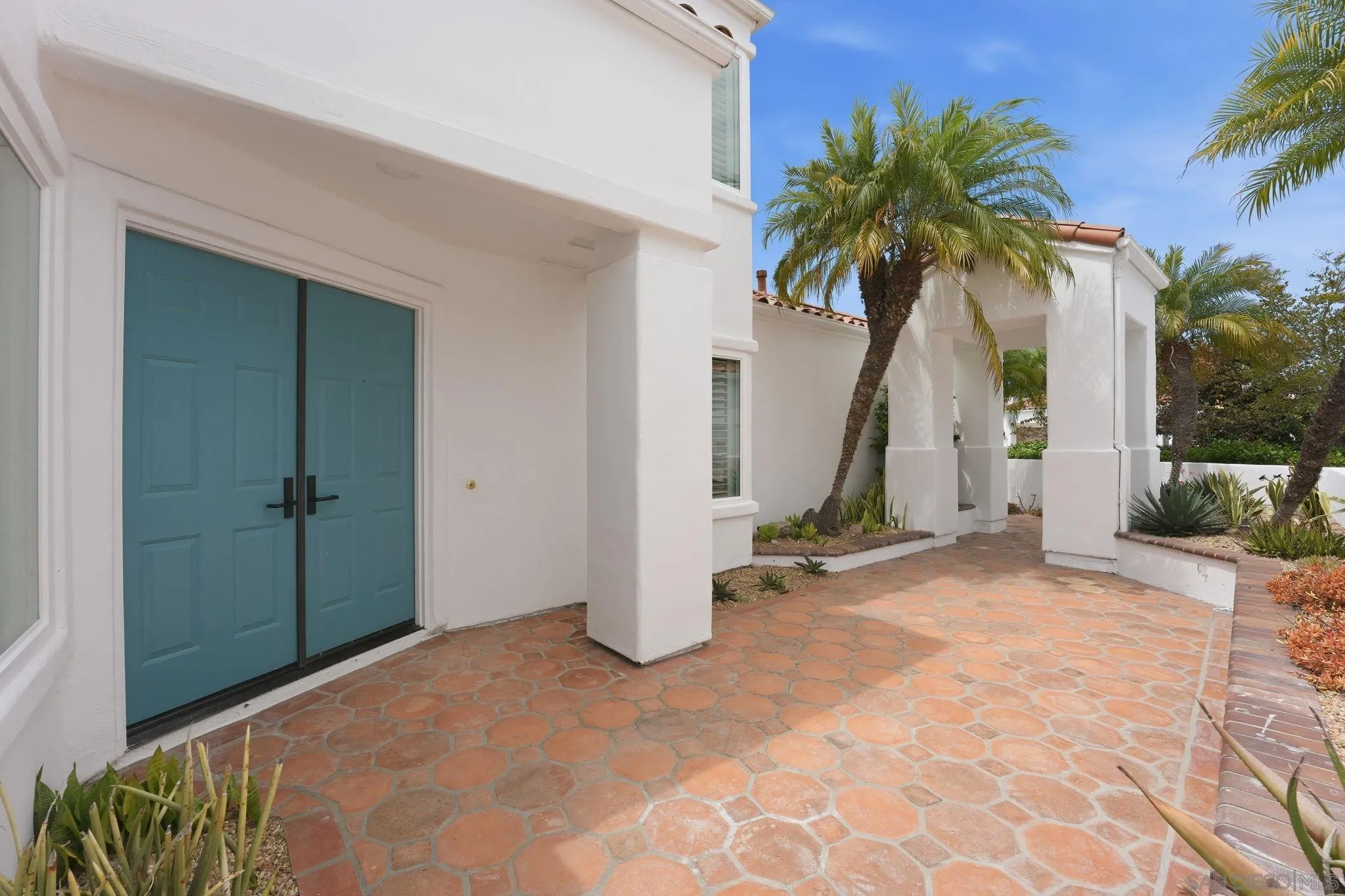 https://cdn.realtyfeed.com/cdn/127/260023408/07f0fb3cf015e12e04a58e5b32ba8cb7.webp