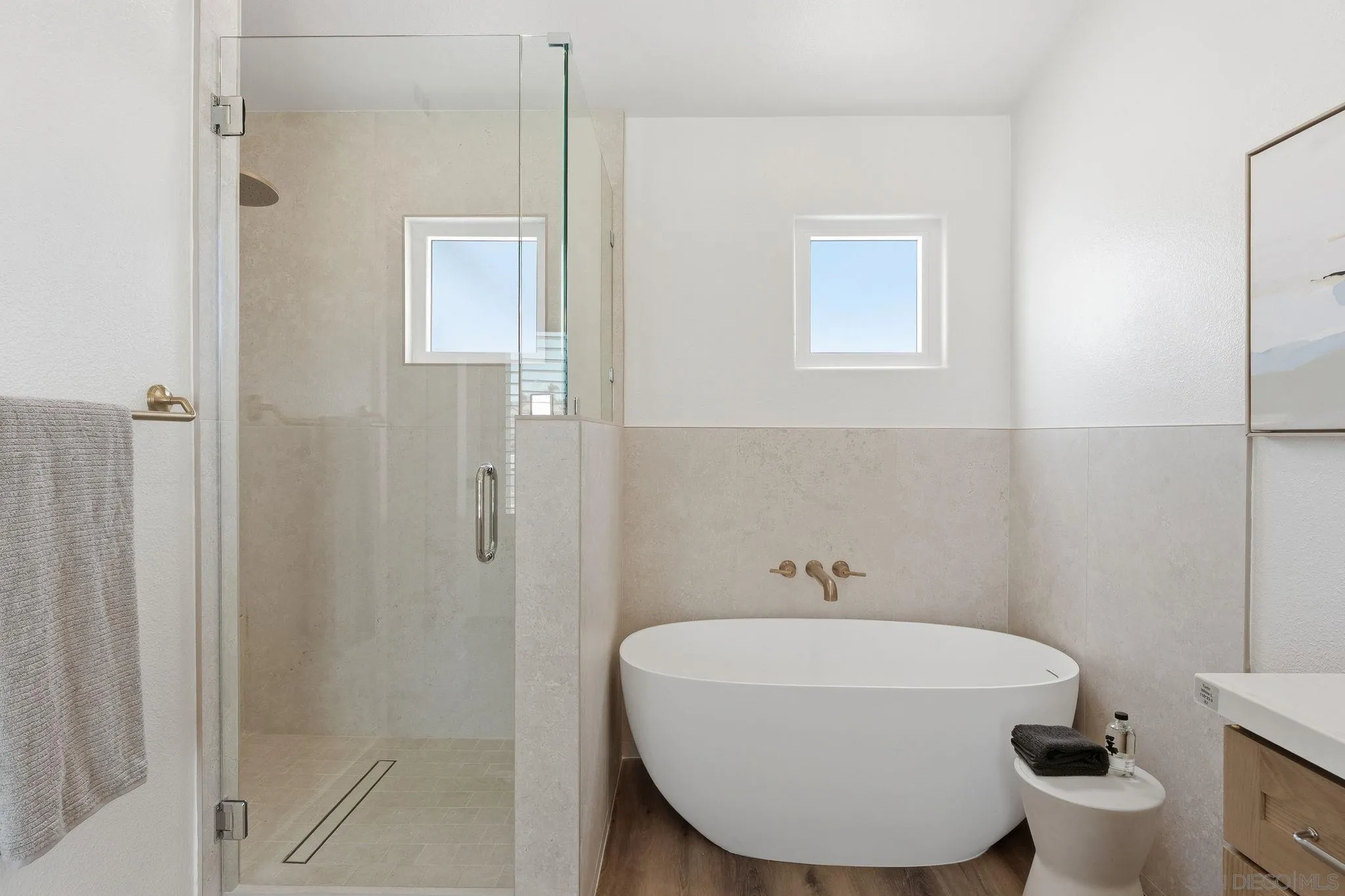https://cdn.realtyfeed.com/cdn/127/260023408/3324e72006cbd68fb14fa6ecfc22f17d.webp