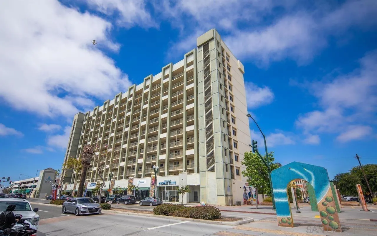 https://cdn.realtyfeed.com/cdn/127/260023411/4d66ad127012927325555d7e42d5a343.webp