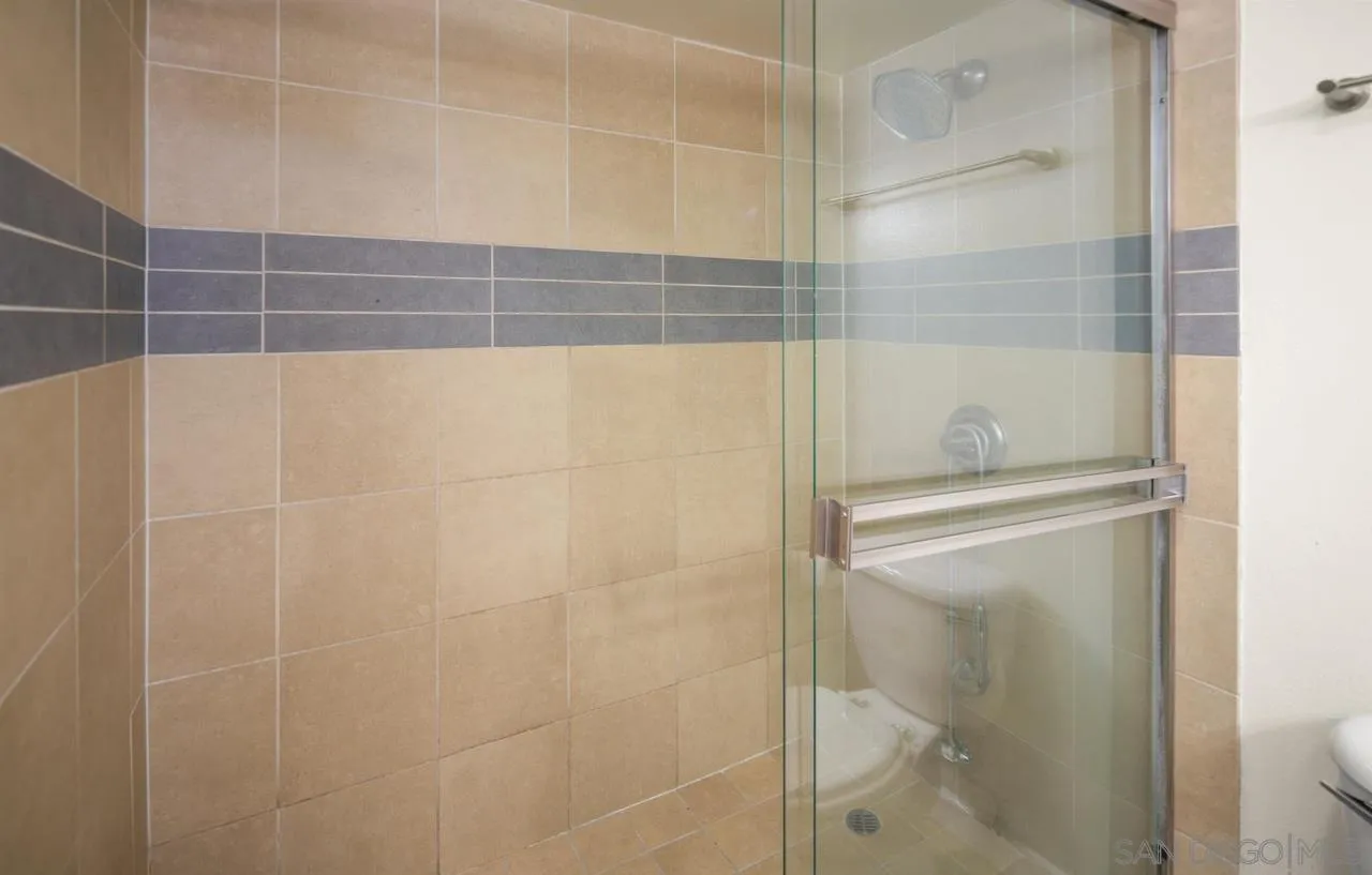 https://cdn.realtyfeed.com/cdn/127/260023411/ab3225140f945830ecd54737c6ef10e2.webp