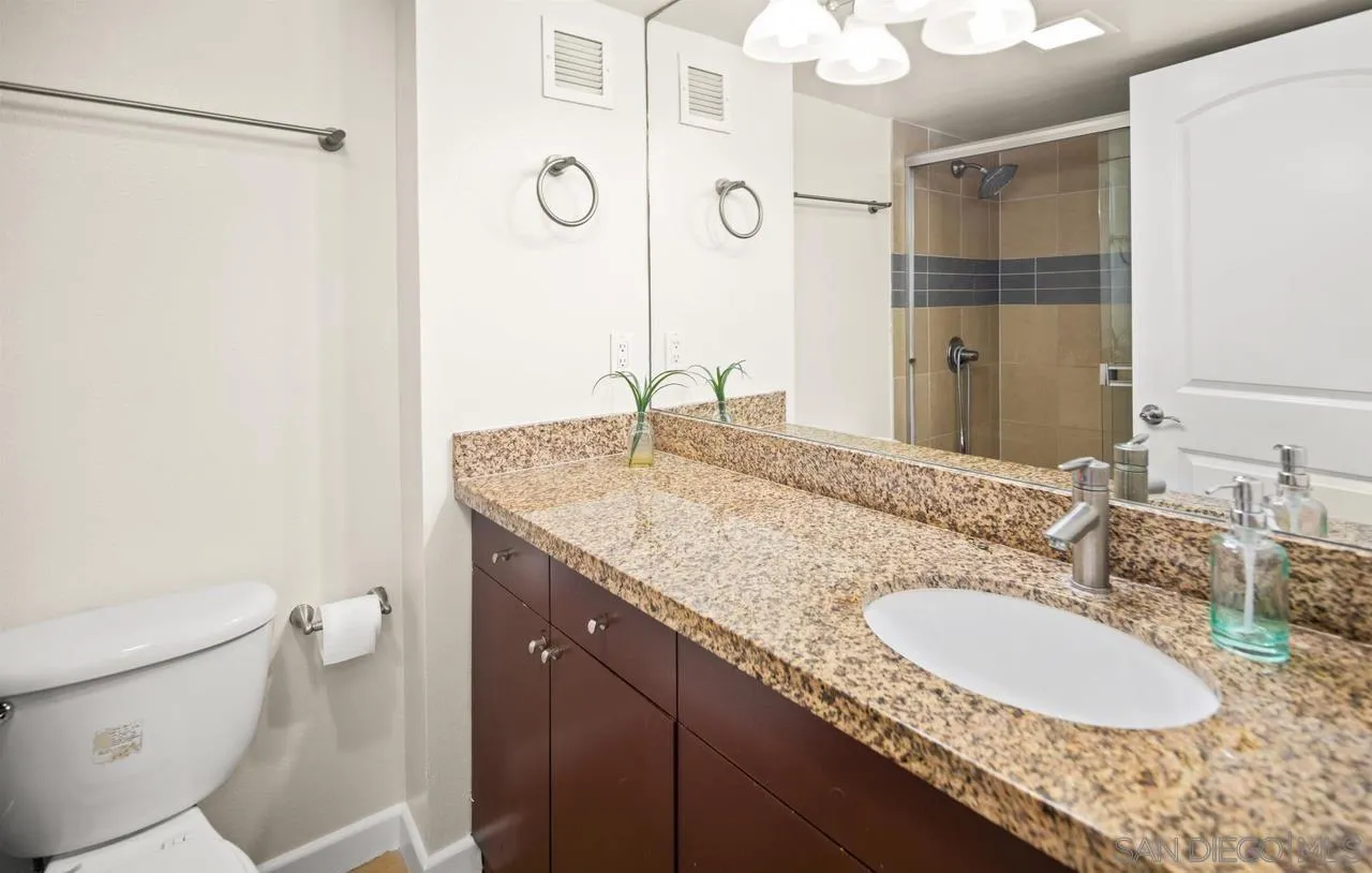 https://cdn.realtyfeed.com/cdn/127/260023411/e7c3f821d70805a967b8efed07f9bbf1.webp