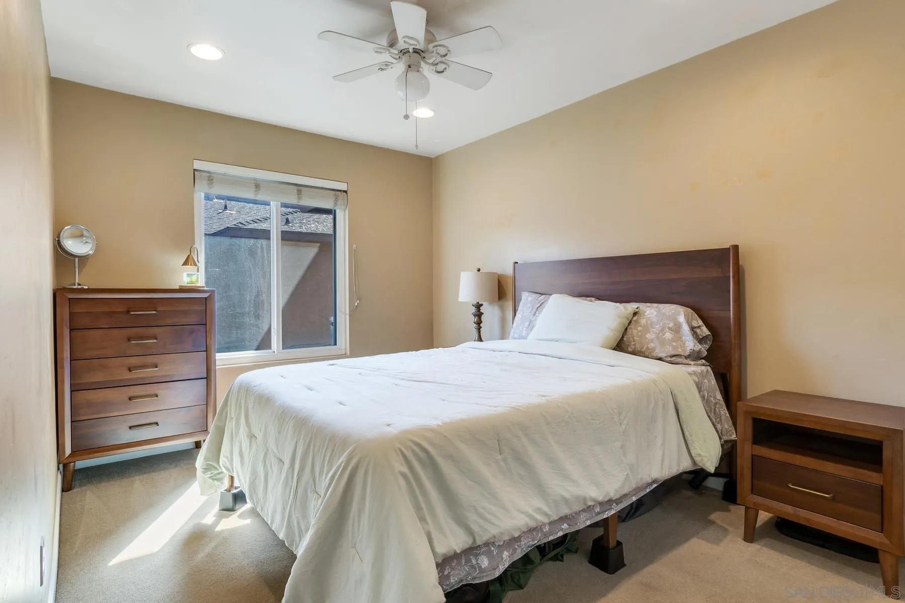 https://cdn.realtyfeed.com/cdn/127/260023412/526d9a1171dac8c01fda1a72a26ae623.webp