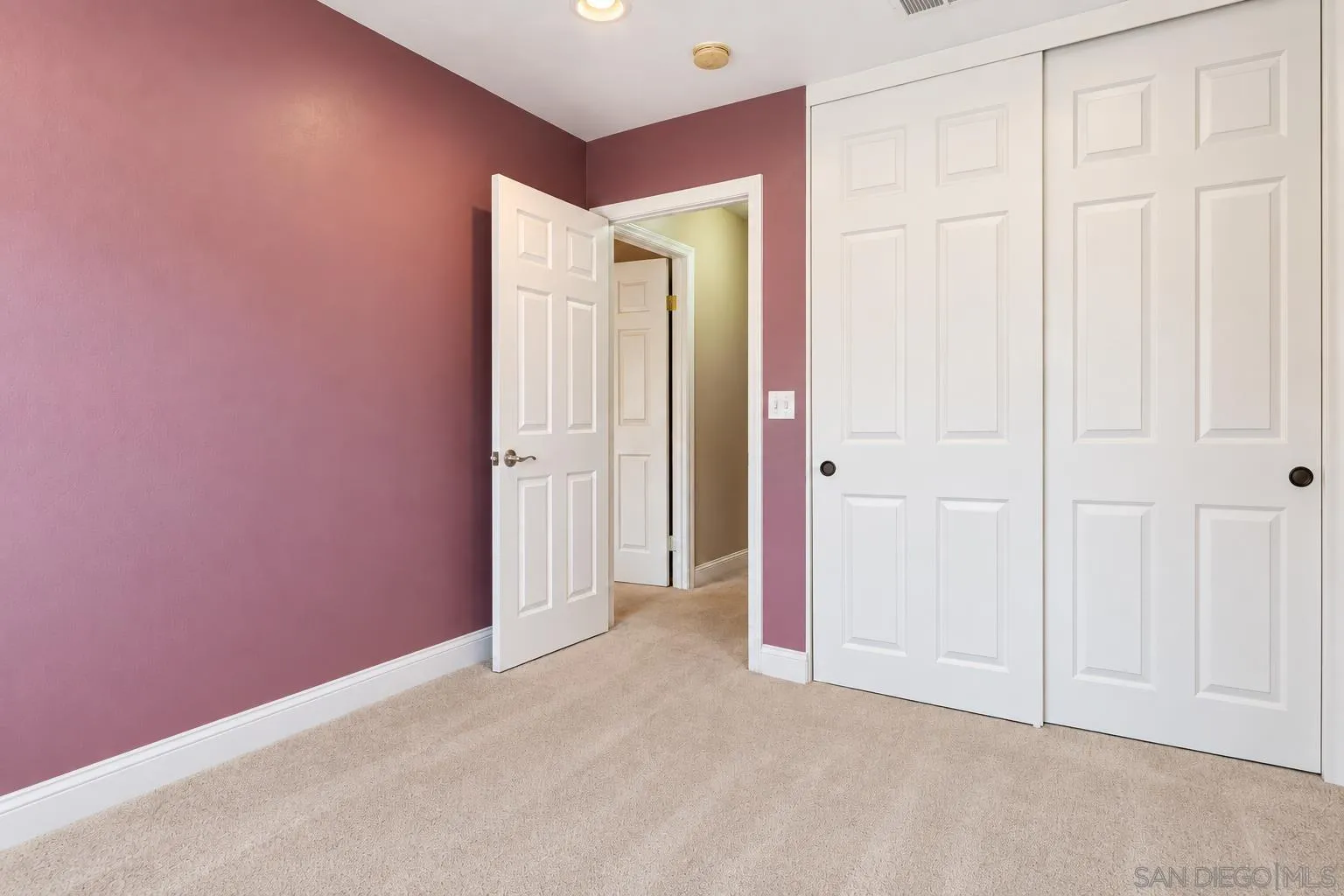 https://cdn.realtyfeed.com/cdn/127/260023412/7c42317bfb4f10ce7e7456ab1fa744df.webp