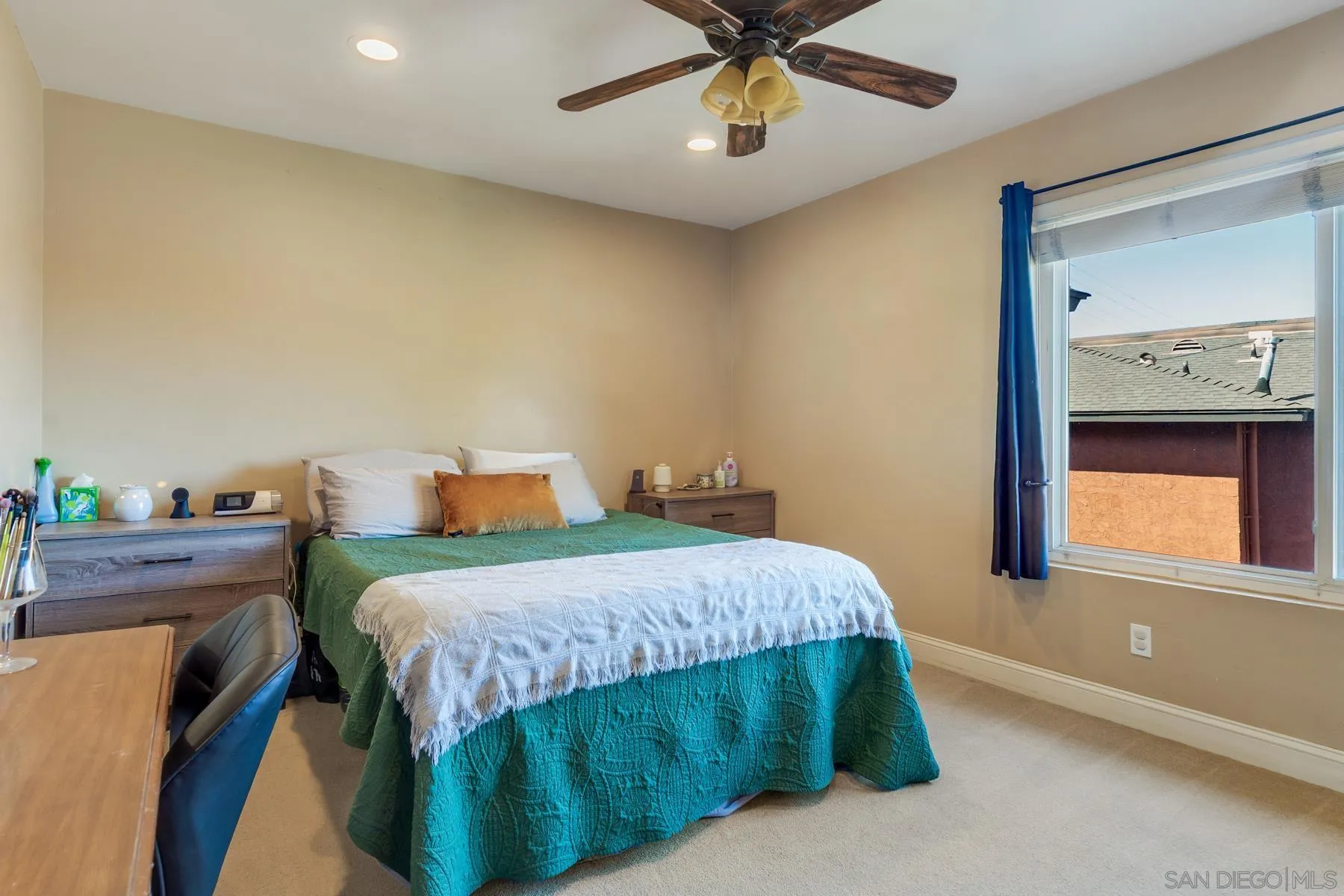 https://cdn.realtyfeed.com/cdn/127/260023412/da56a46d7cf66db12992aeb61b266b1b.webp