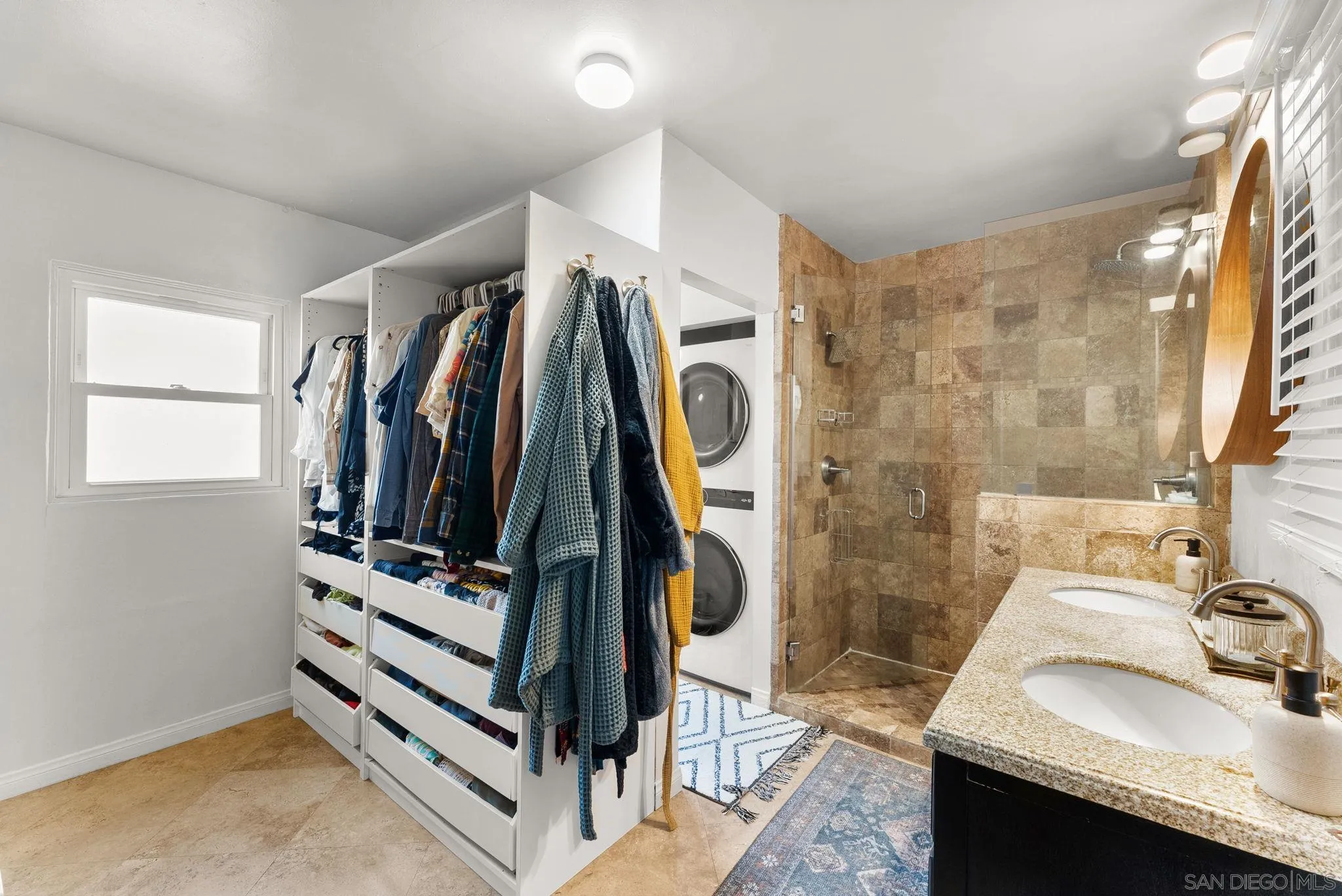 https://cdn.realtyfeed.com/cdn/127/260023415/a9286d8e80499b733fac1edbc95c1da5.webp