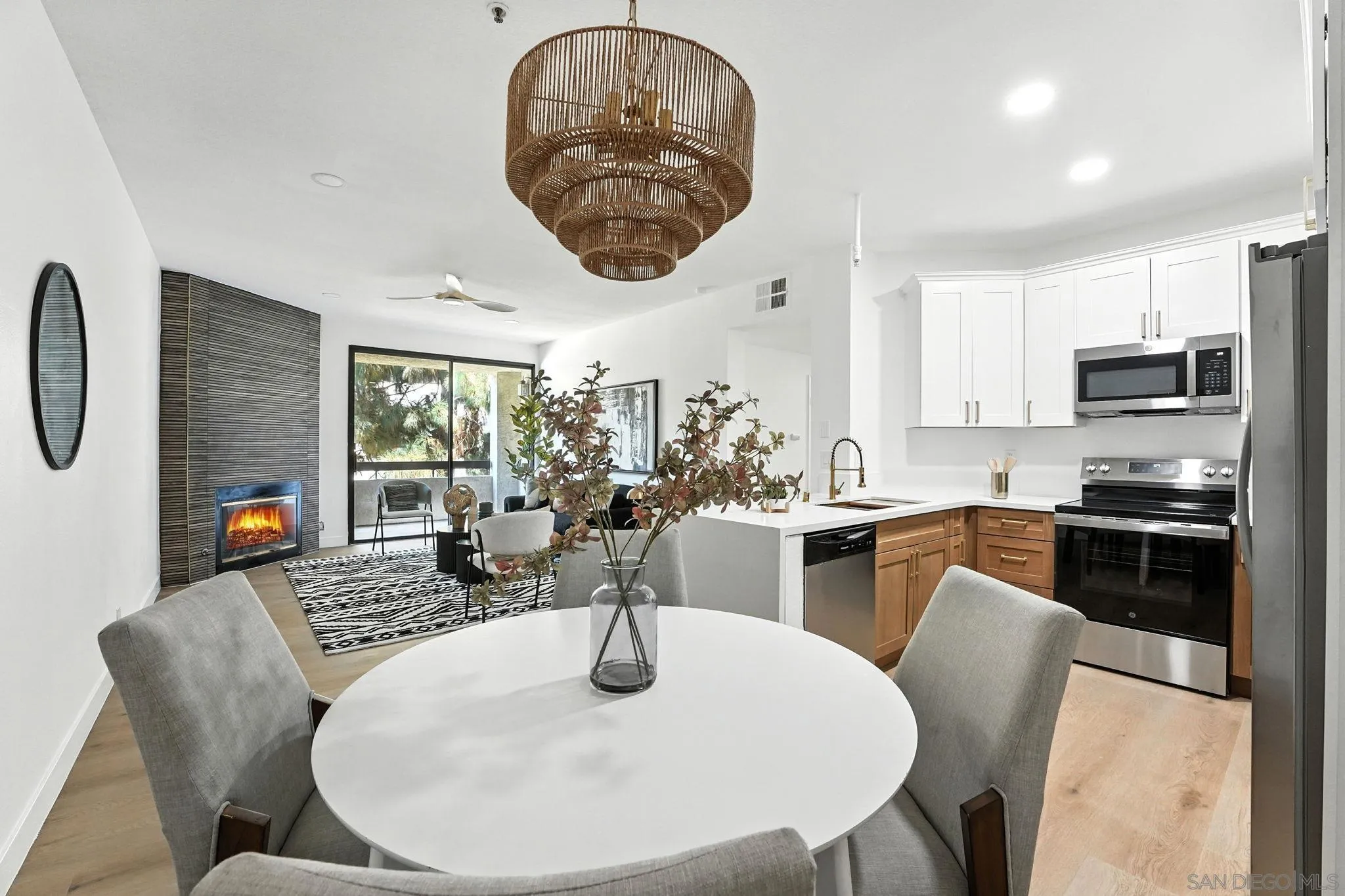 5875 Friars Unit 4307, San Diego, CA 92110 - Photo 5 of 20, San Diego, CA